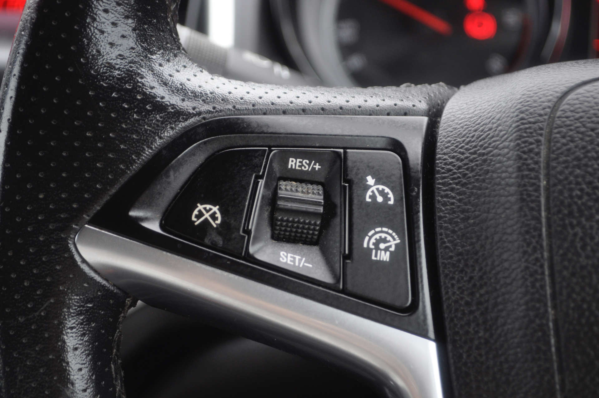 VAUXHALL ASTRA 1.6 Astra SRI CDTI ecoFLEX S/S 5dr #10