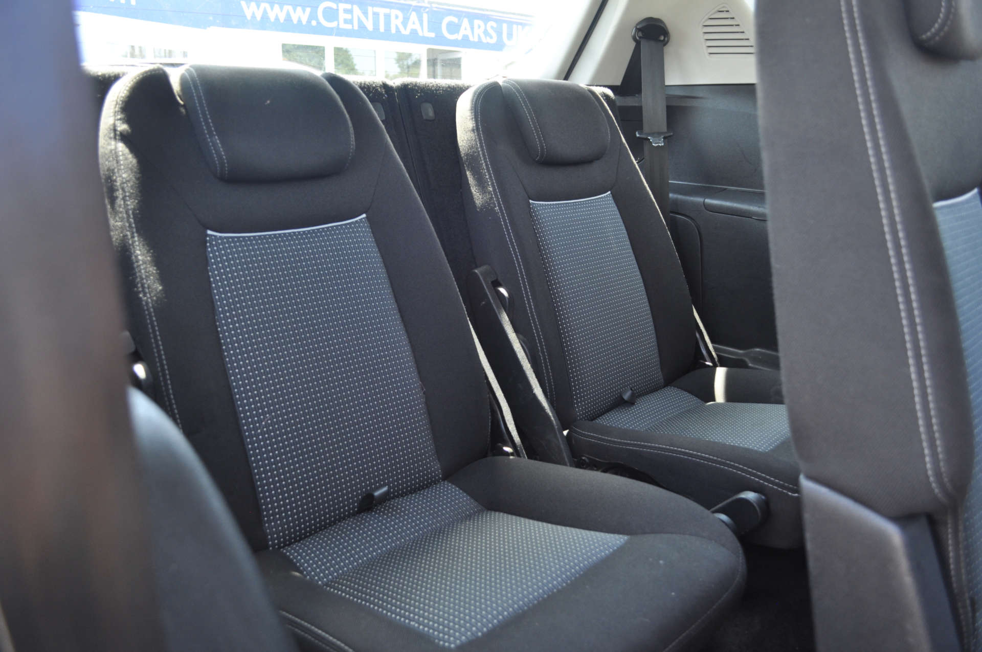 FORD S-MAX 2.0 S-Max Zetec TDCi 140 5dr #9