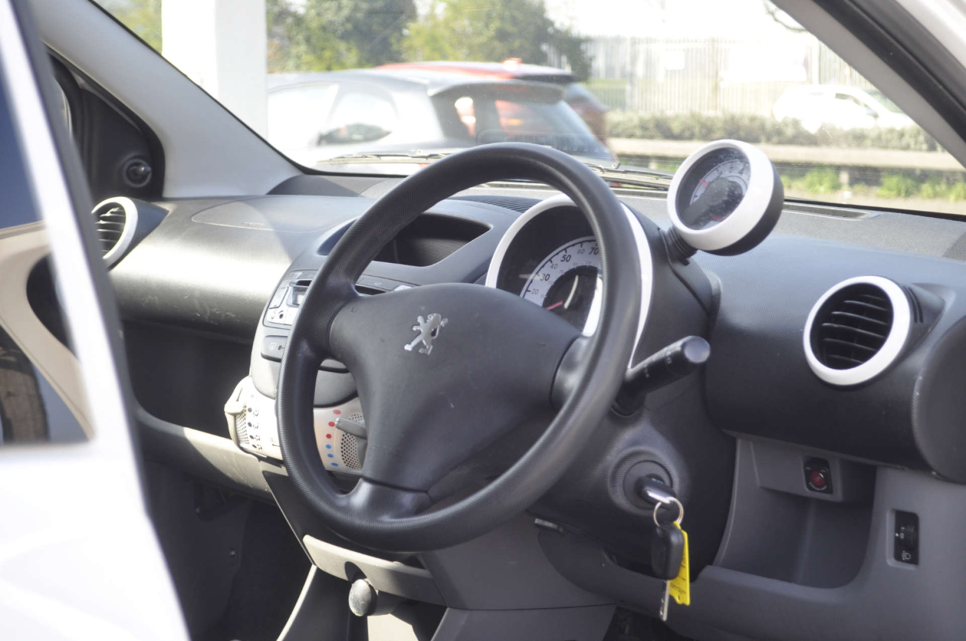 PEUGEOT 107 1.0 107 Sportium 5dr #6
