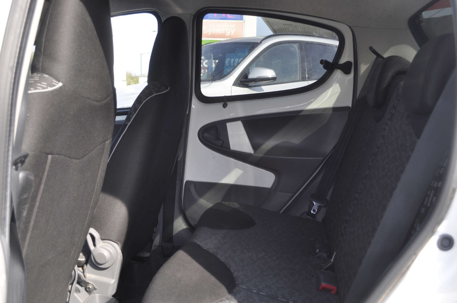 PEUGEOT 107 1.0 107 Sportium 5dr #9