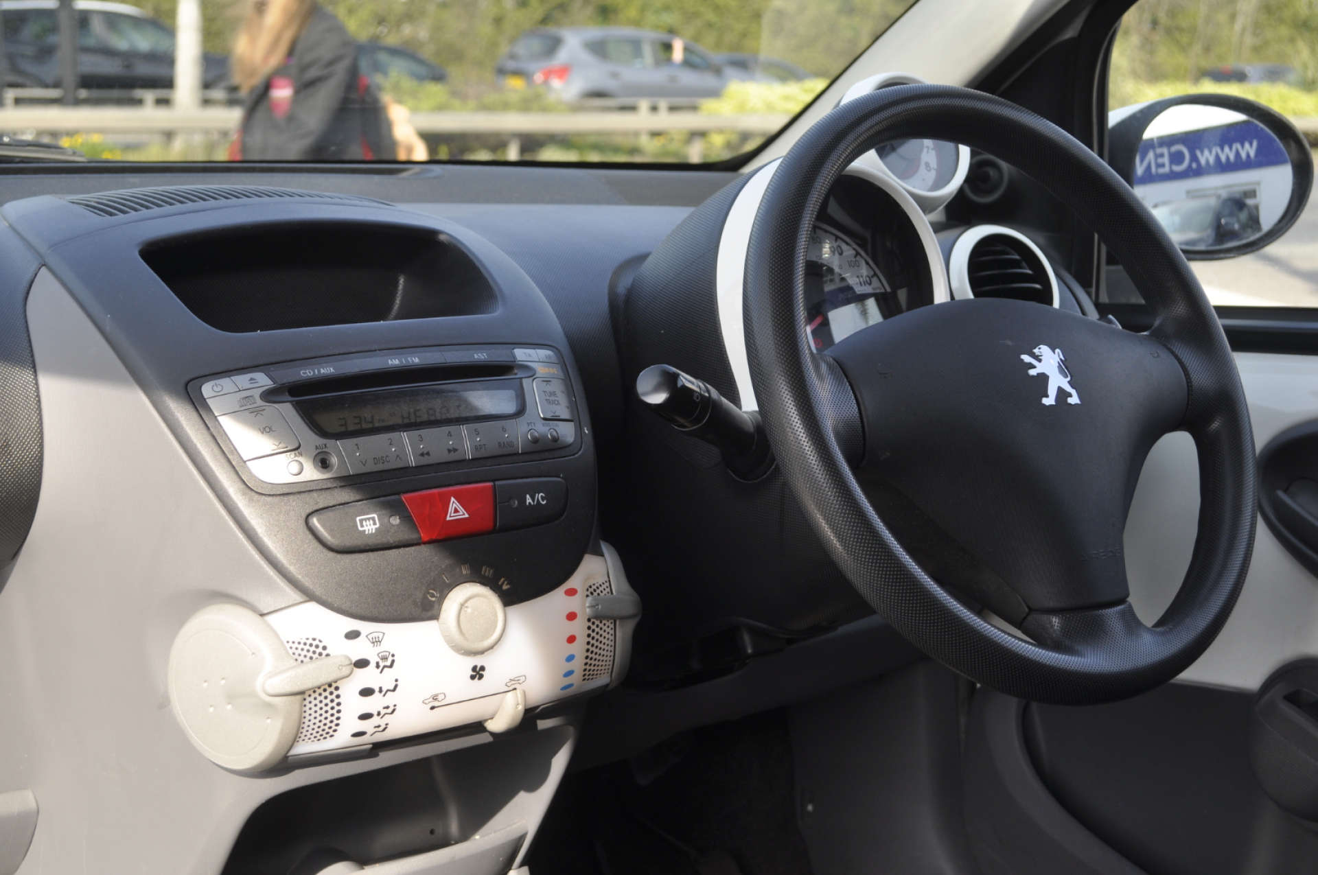 PEUGEOT 107 1.0 107 Sportium 5dr #11