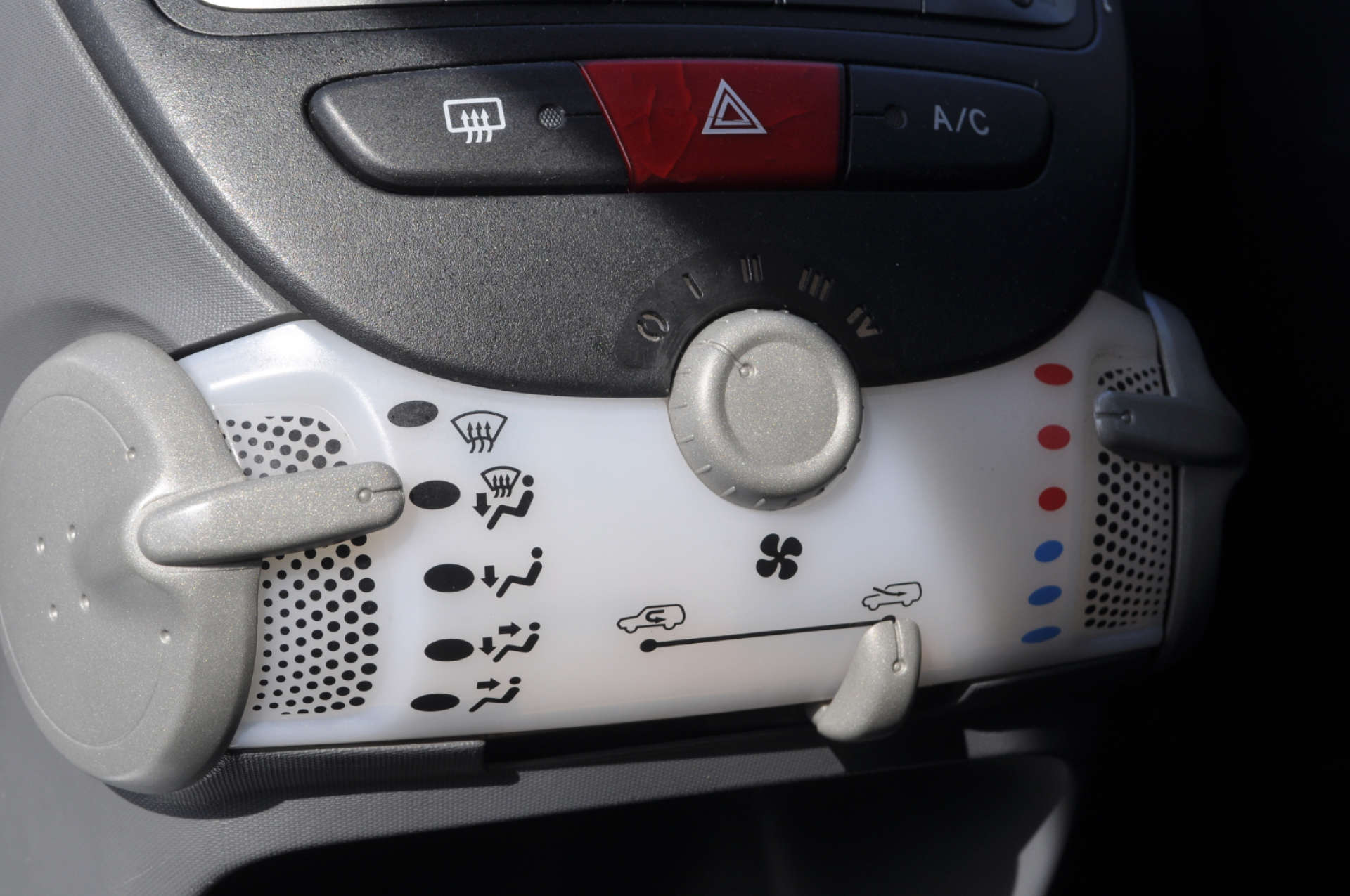 PEUGEOT 107 1.0 107 Sportium 5dr #12