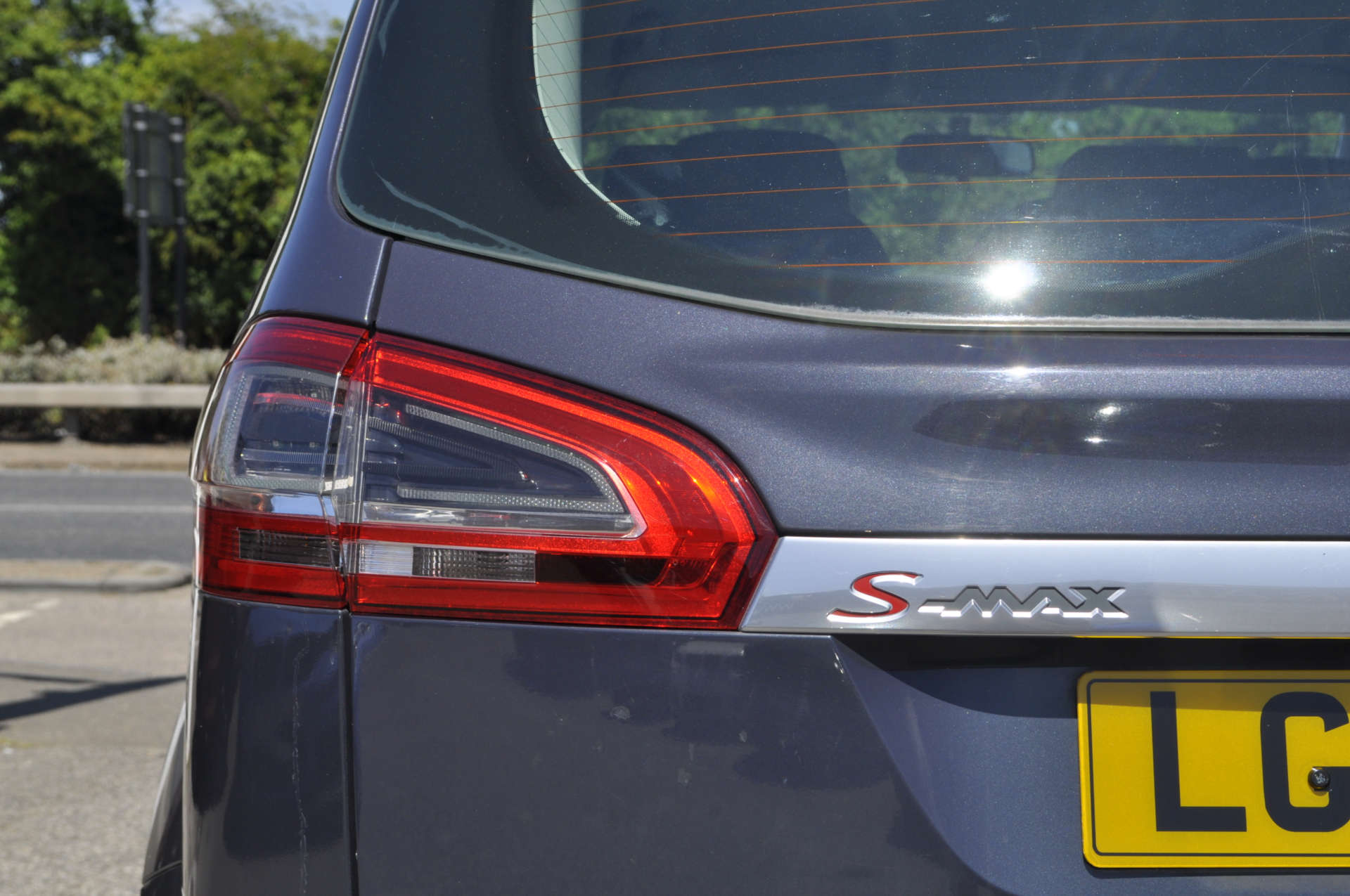 FORD S-MAX 2.0 S-Max Zetec TDCi 140 5dr #25