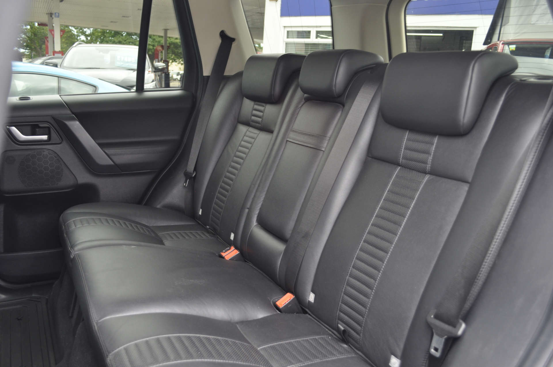 LAND ROVER FREELANDER 2.2 Freelander Dynamic SD4 Auto 4WD 5dr #9
