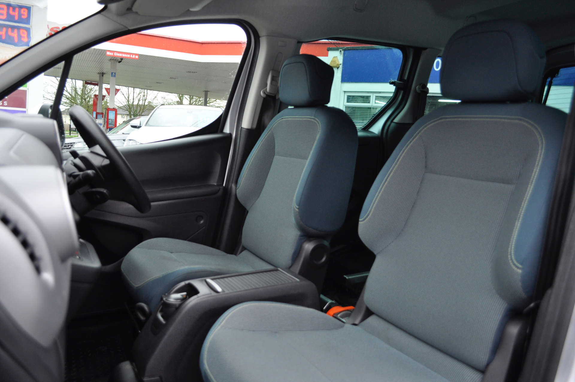 CITROEN BERLINGO MULTISPACE 1.6 Berlingo Multispace Feel Blue HDi Semi-Auto 5dr #17