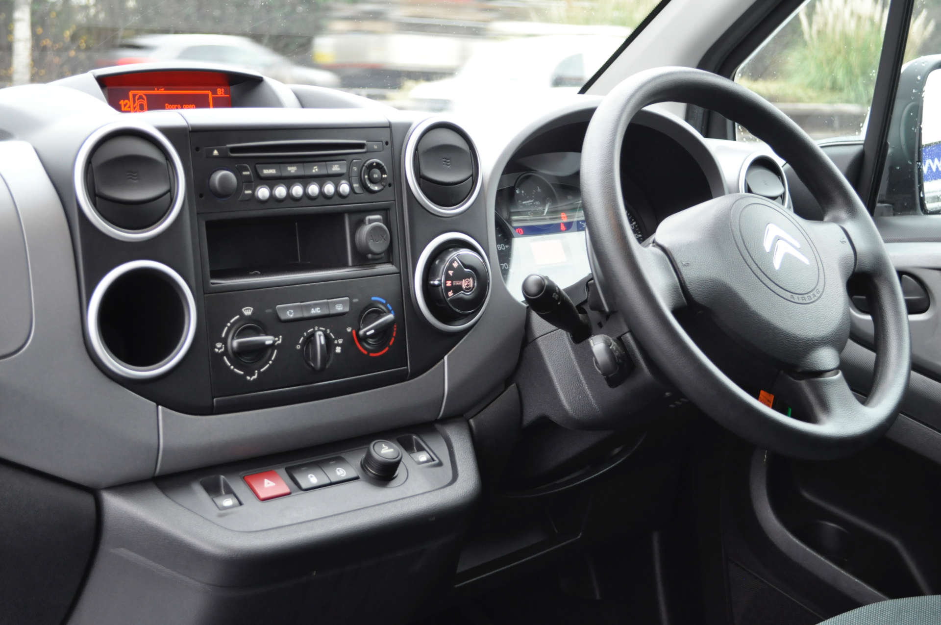 CITROEN BERLINGO MULTISPACE 1.6 Berlingo Multispace Feel Blue HDi Semi-Auto 5dr #18