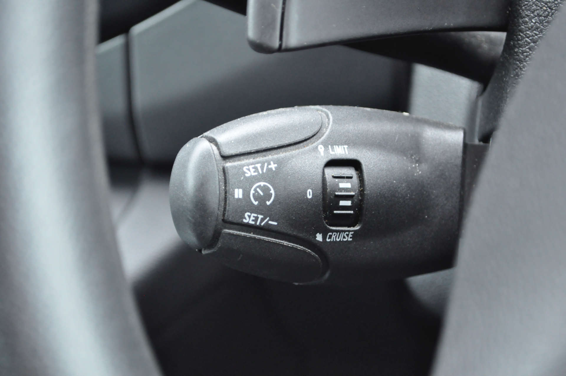 CITROEN BERLINGO MULTISPACE 1.6 Berlingo Multispace Feel Blue HDi Semi-Auto 5dr #22