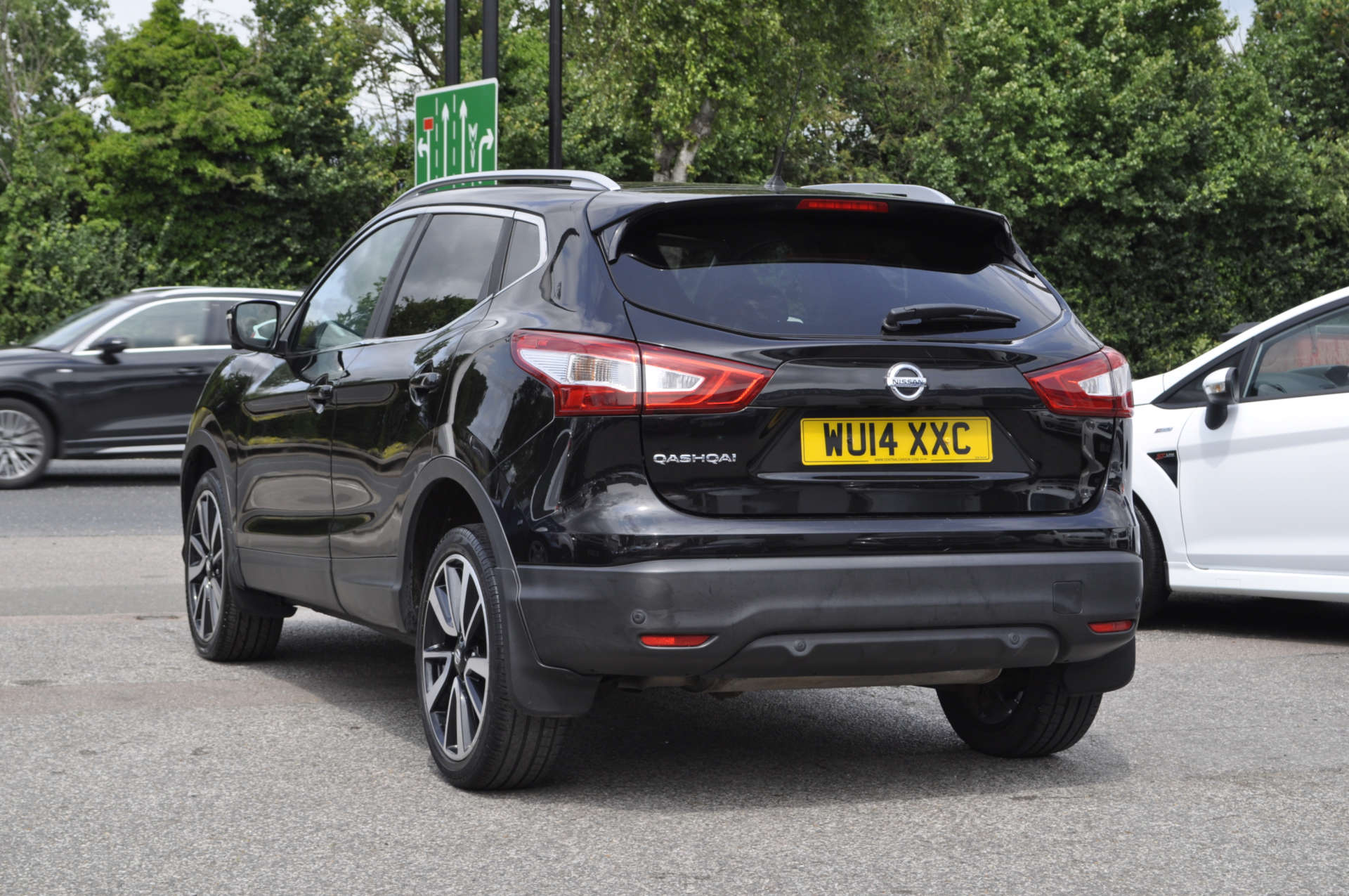NISSAN QASHQAI 1.6 DCI TEKNA 4WD 5dr #4