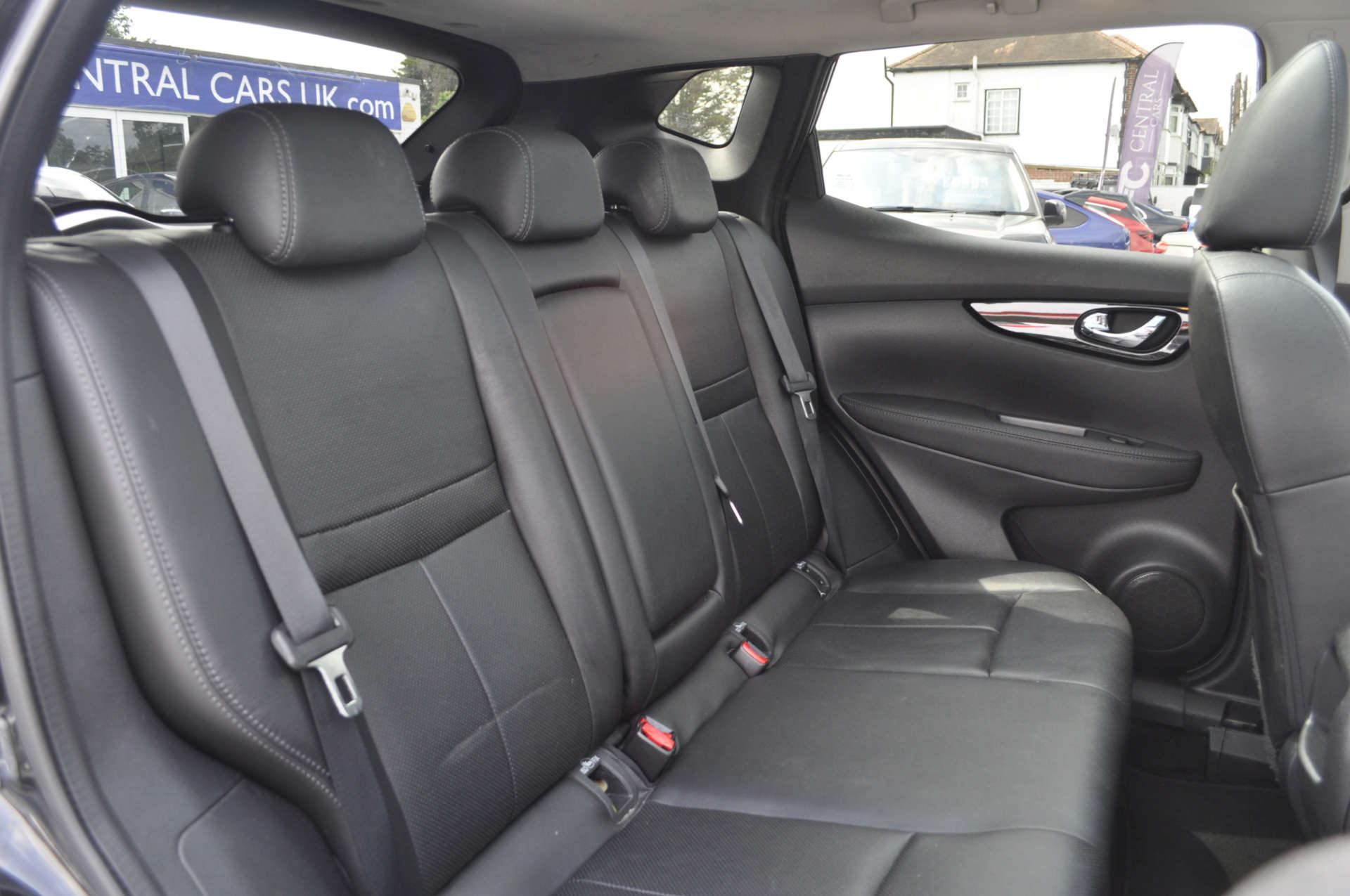 NISSAN QASHQAI 1.6 DCI TEKNA 4WD 5dr #8