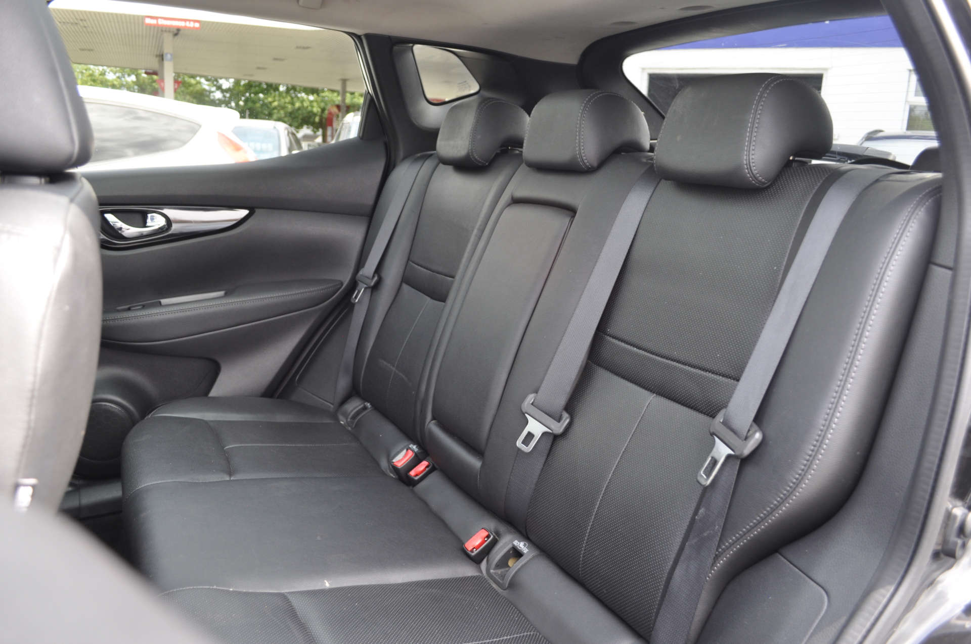 NISSAN QASHQAI 1.6 DCI TEKNA 4WD 5dr #9