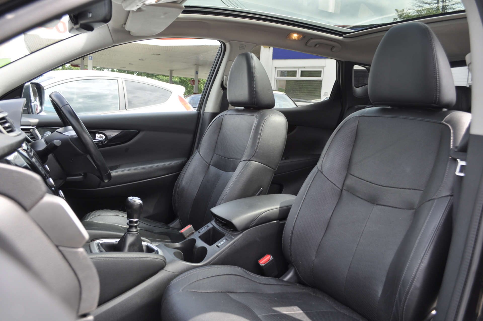 NISSAN QASHQAI 1.6 DCI TEKNA 4WD 5dr #10