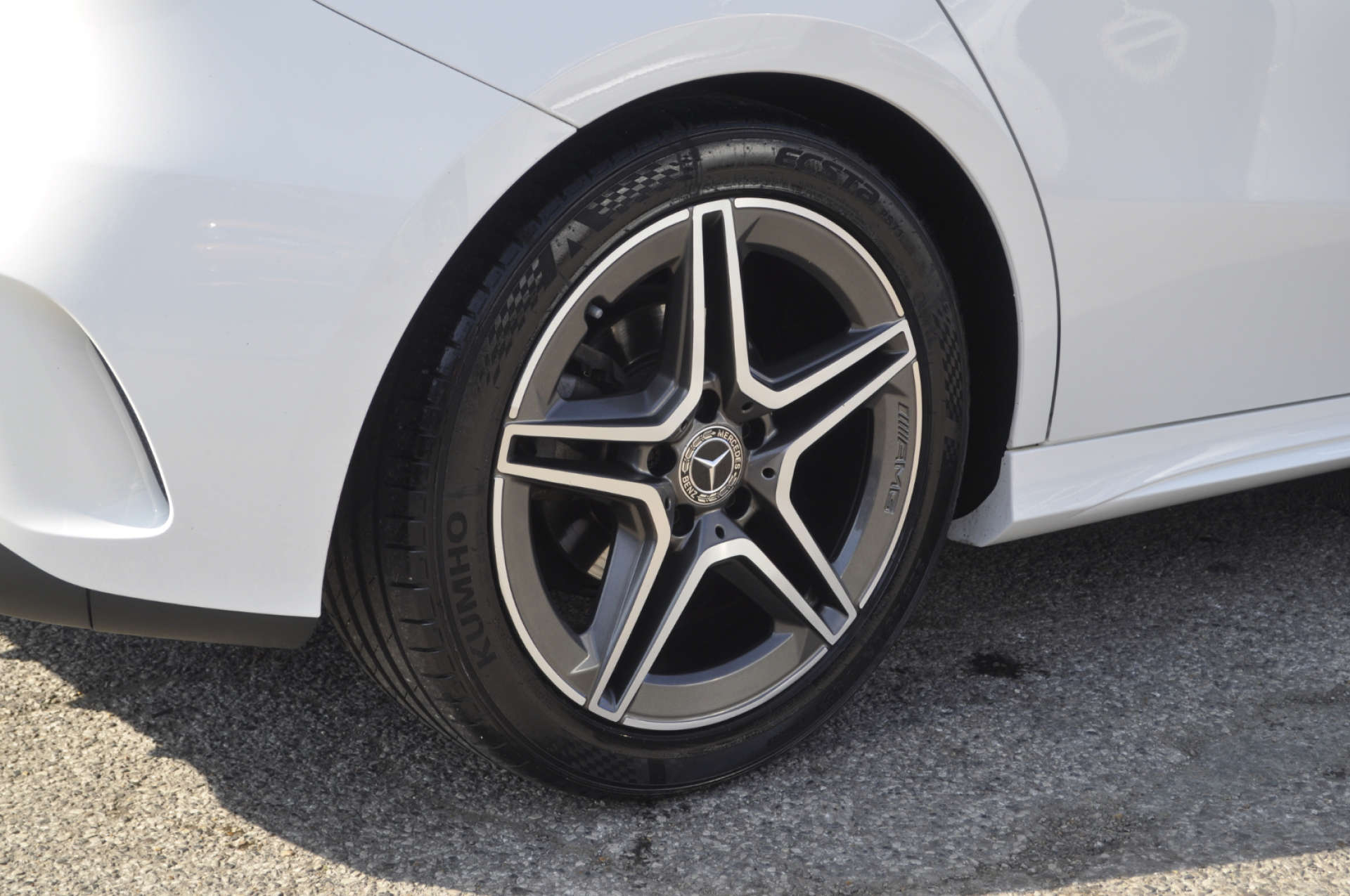 MERCEDES-BENZ A-CLASS 1.5 A 180 AMG Line D Auto 5dr #23