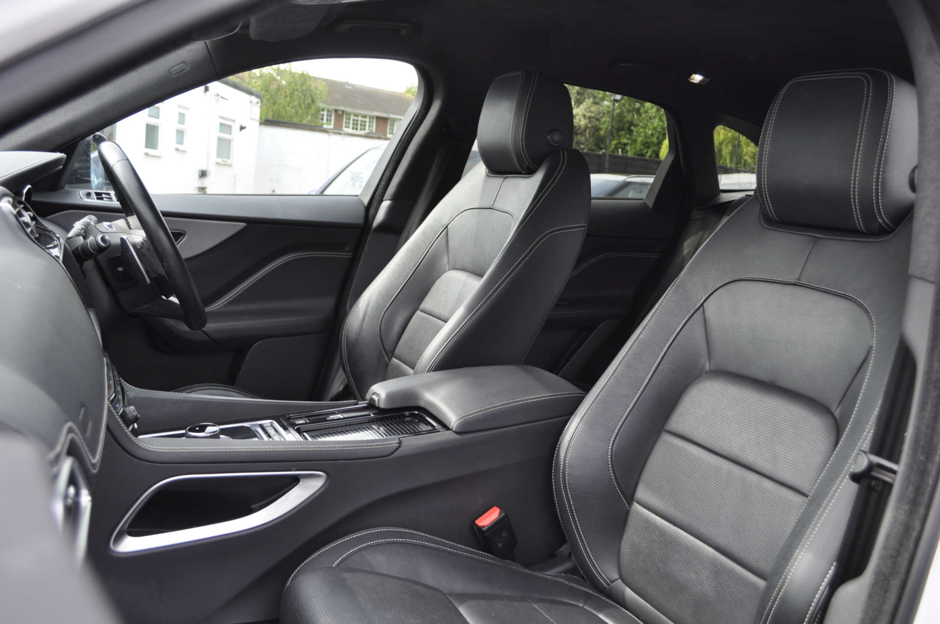 JAGUAR F-PACE 2.0 F-PACE R-Sport AWD D Auto 4WD 5dr #12