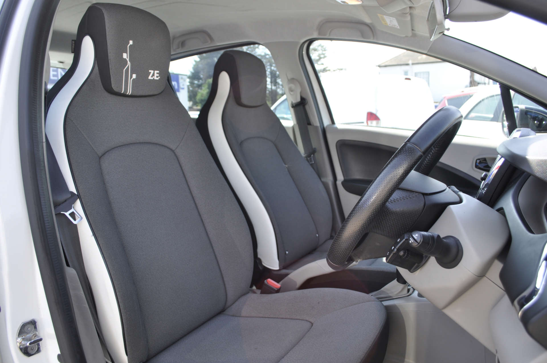 RENAULT ZOE Zoe Dynamique Intens Auto 5dr #9