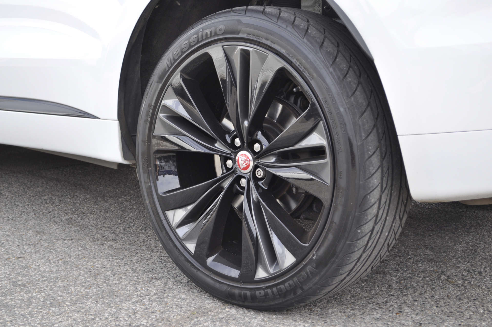 JAGUAR F-PACE 2.0 F-PACE R-Sport AWD D Auto 4WD 5dr #31