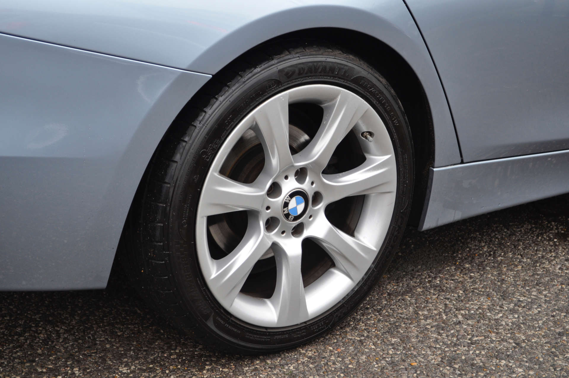 BMW 3 SERIES 2.0 320d Luxury Touring Auto 5dr #31