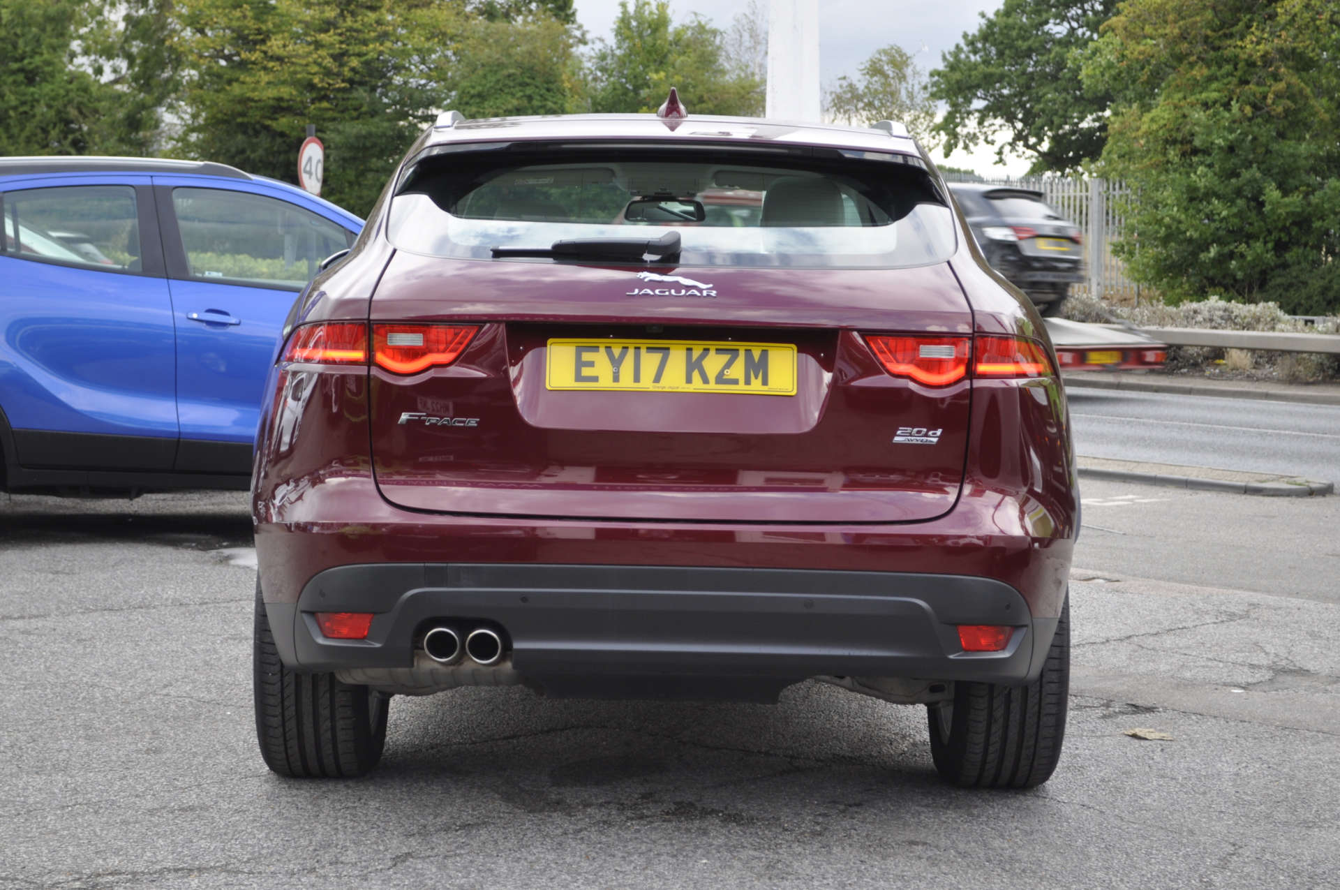 JAGUAR F-PACE 2.0 F-PACE Portfolio AWD D Auto 4WD 5dr #1