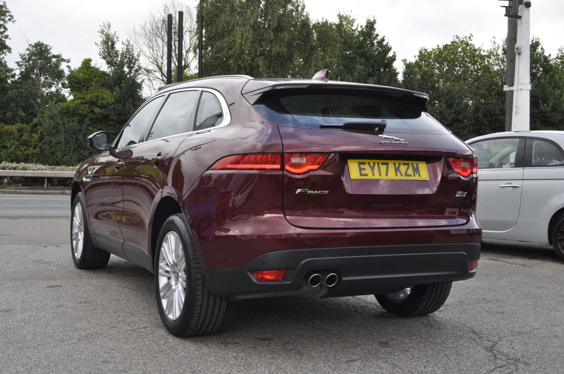 JAGUAR F-PACE 2.0 F-PACE Portfolio AWD D Auto 4WD 5dr #4