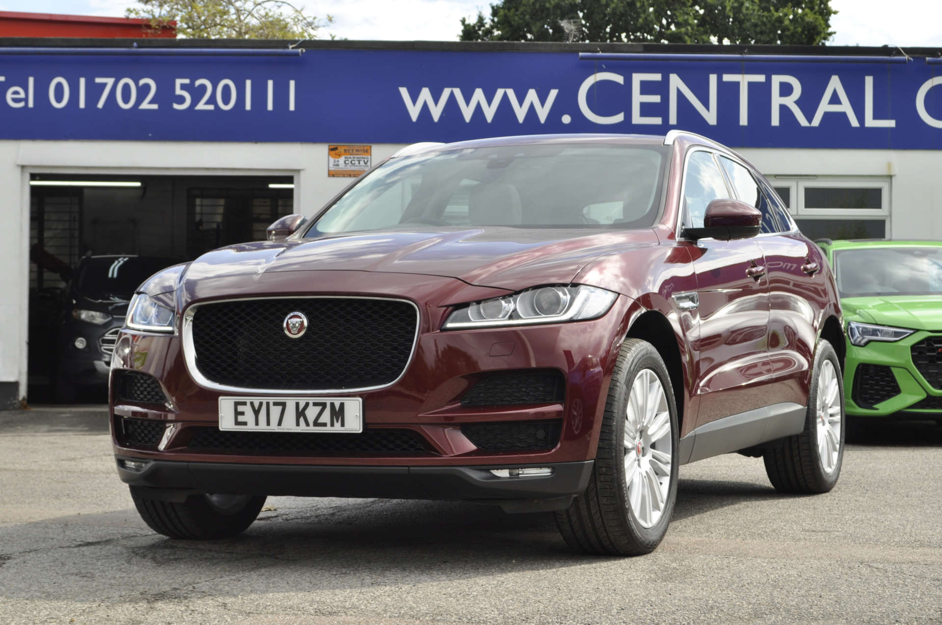 JAGUAR F-PACE 2.0 F-PACE Portfolio AWD D Auto 4WD 5dr #28