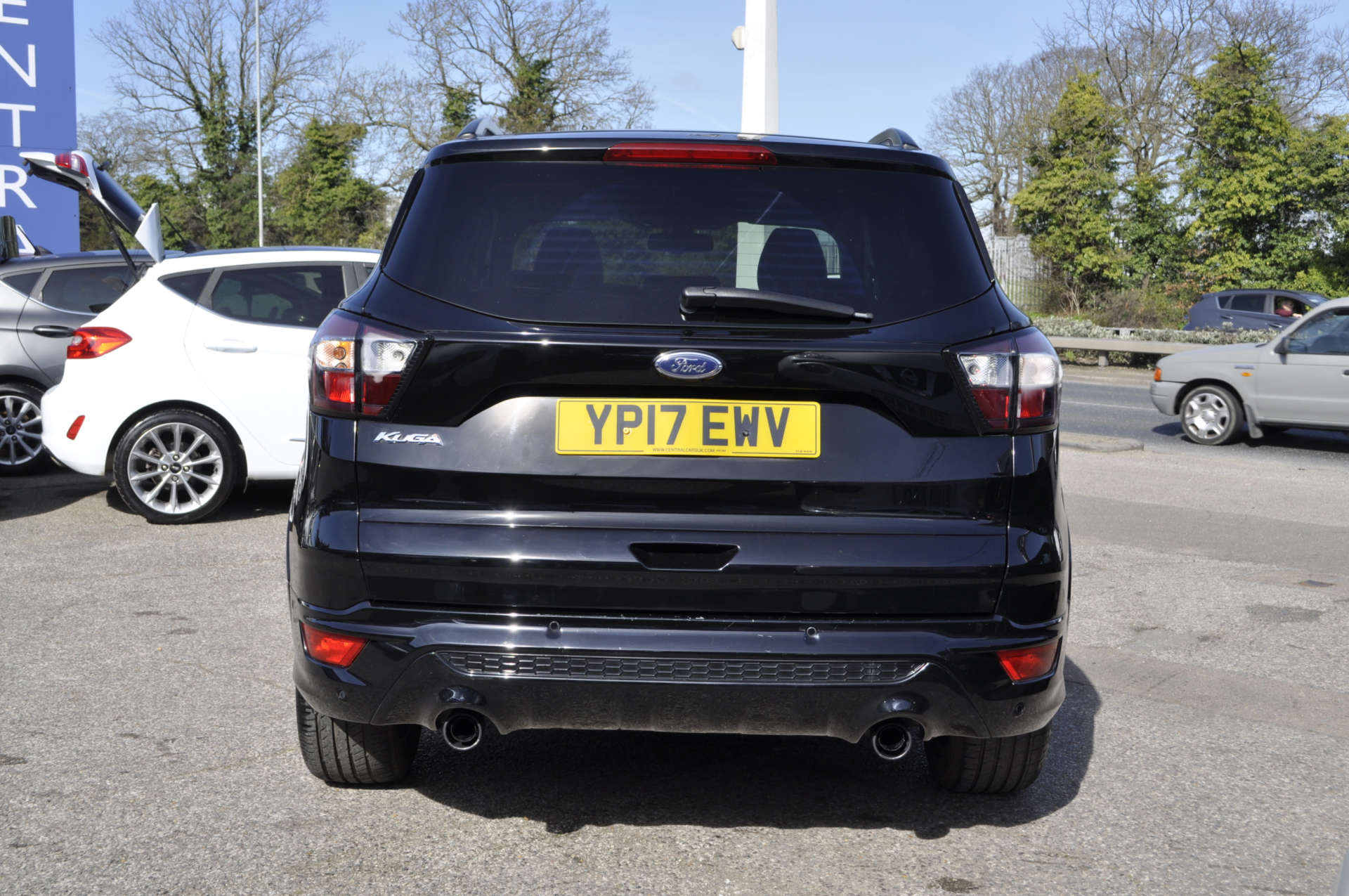 FORD KUGA 1.5 Kuga ST-Line TDCI 5dr #1