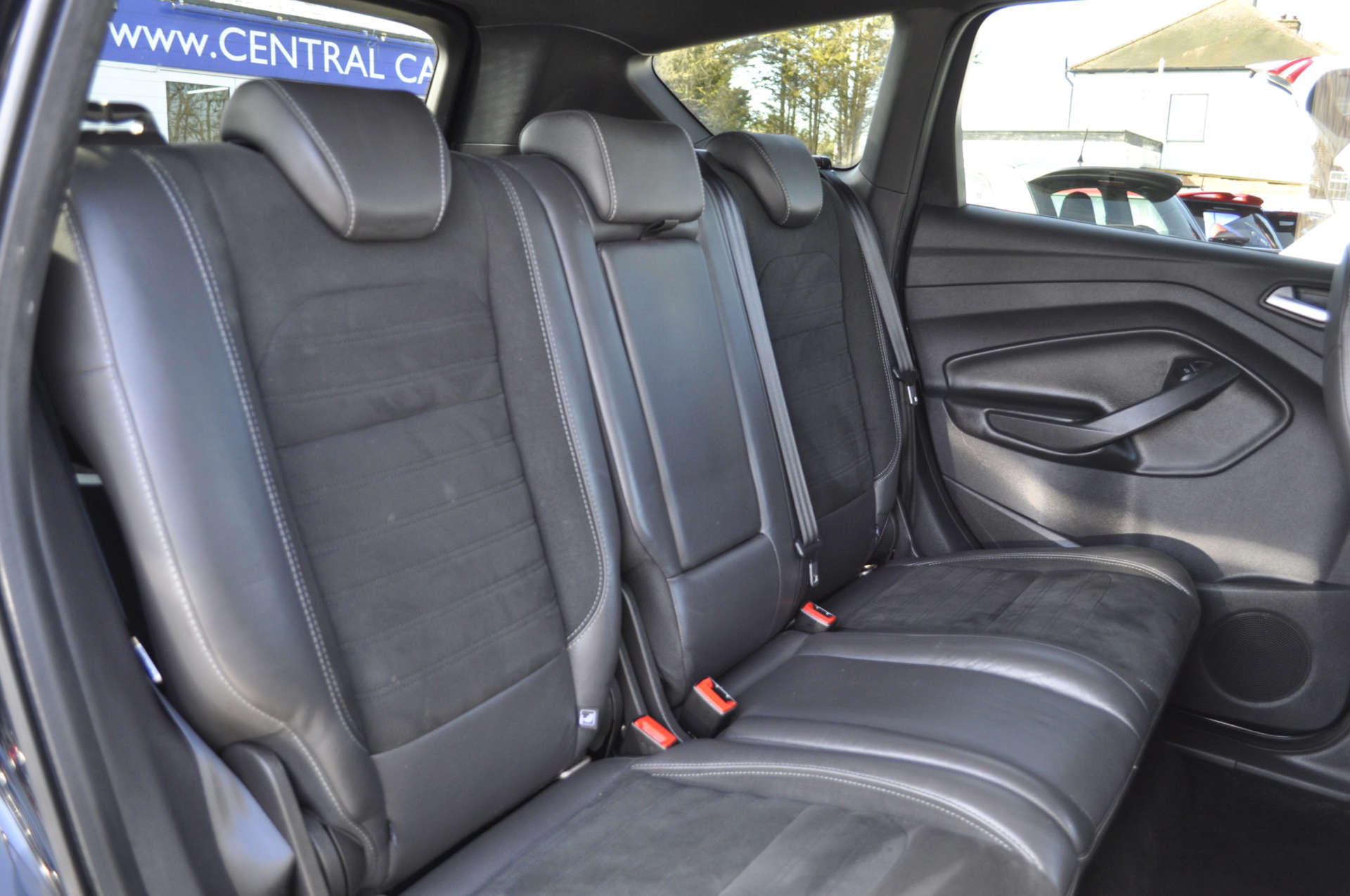 FORD KUGA 1.5 Kuga ST-Line TDCI 5dr #10