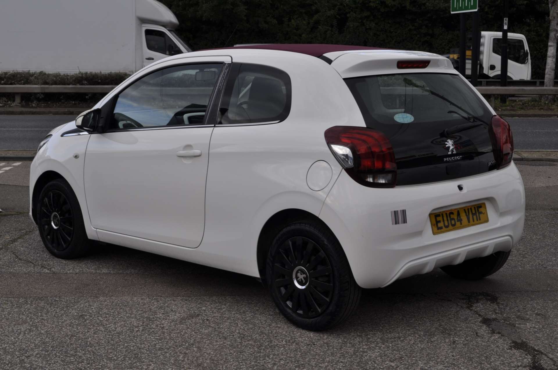 PEUGEOT 108 1.0 108 Active Top 3dr #1