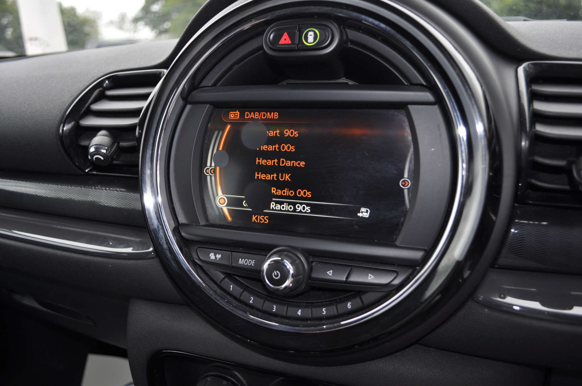 MINI CLUBMAN 1.5 Clubman Cooper 6dr #23