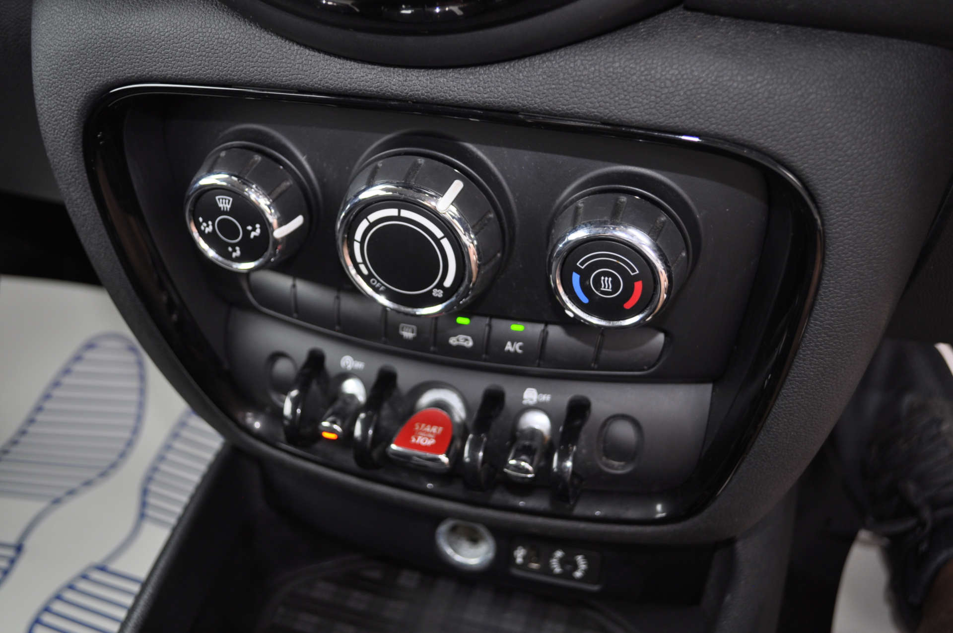 MINI CLUBMAN 1.5 Clubman Cooper 6dr #26