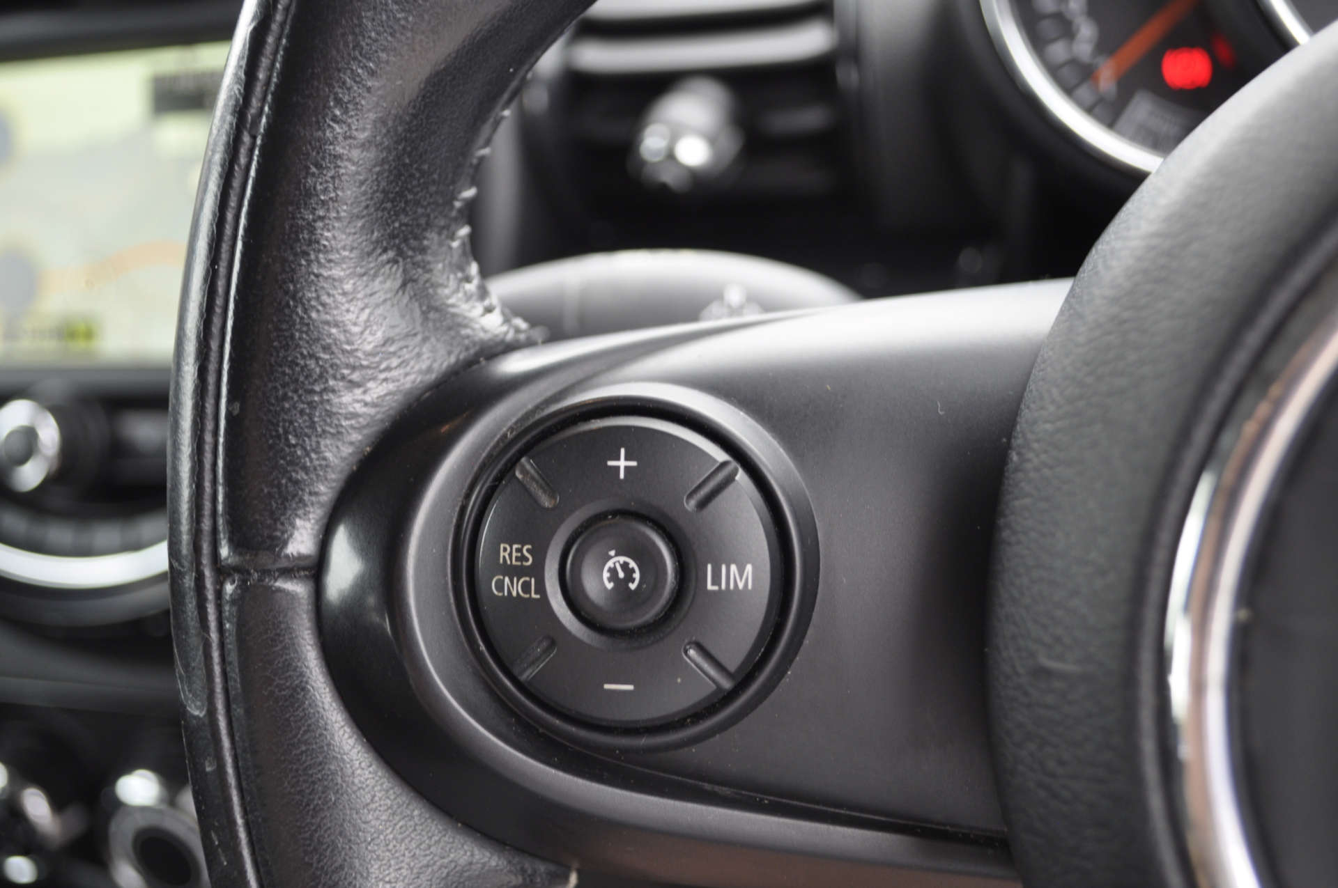 MINI CLUBMAN 1.5 Clubman Cooper 6dr #28