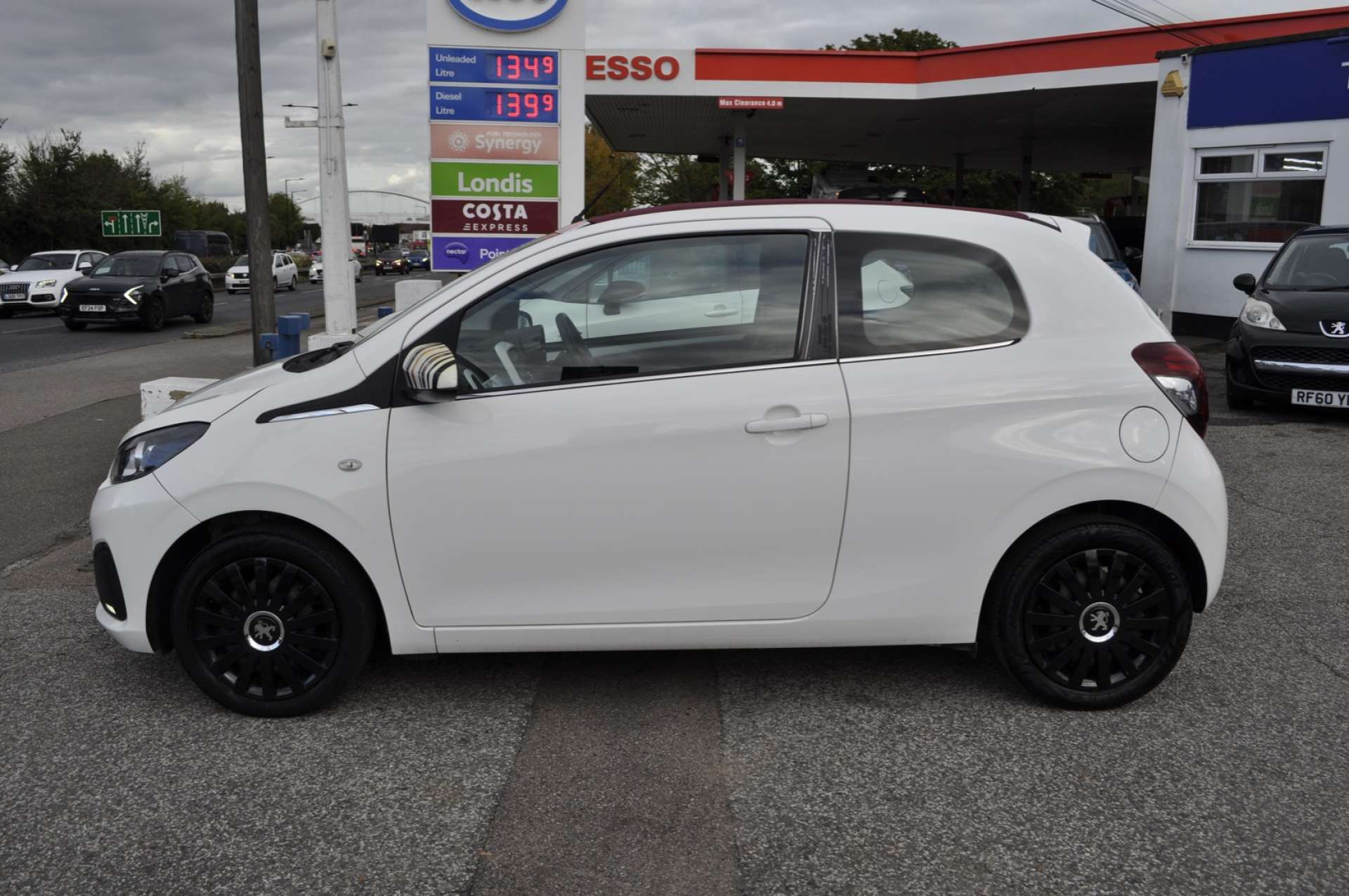 PEUGEOT 108 1.0 108 Active Top 3dr #4