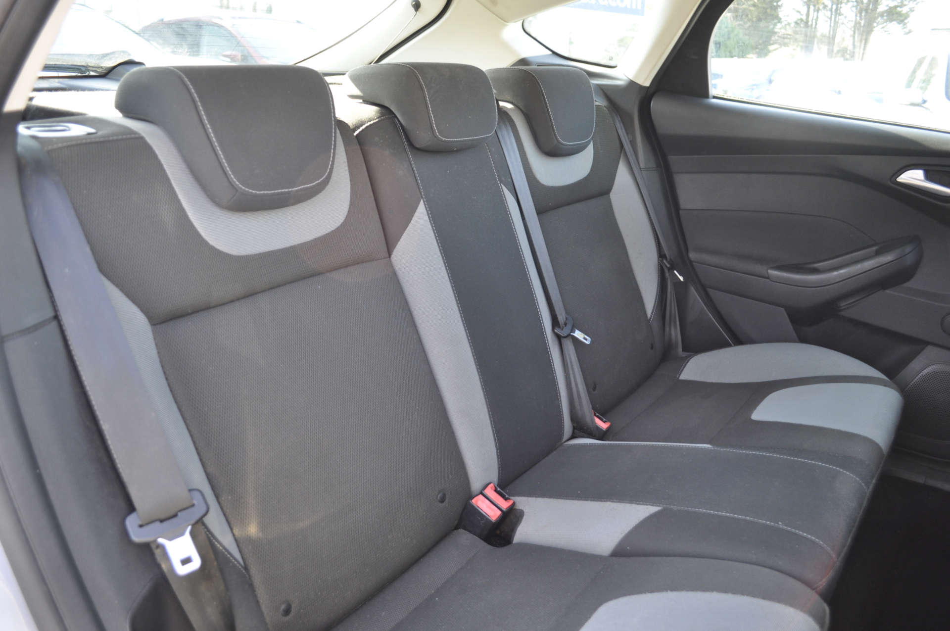 FORD FOCUS 1.6 Focus Zetec 125 5dr #10