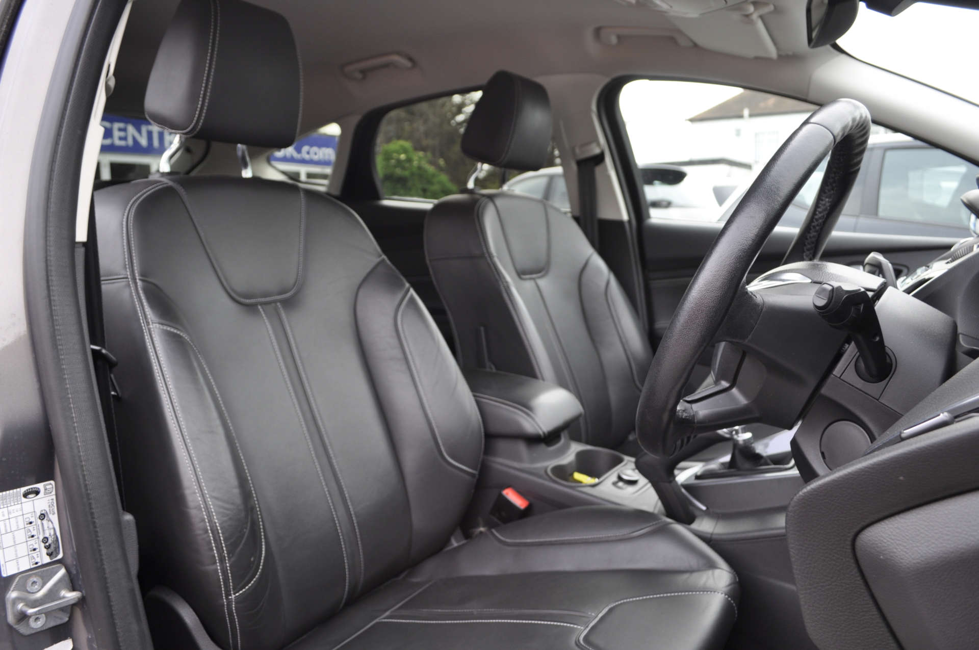 FORD FOCUS 1.6 Focus Titanium X T 5dr #9