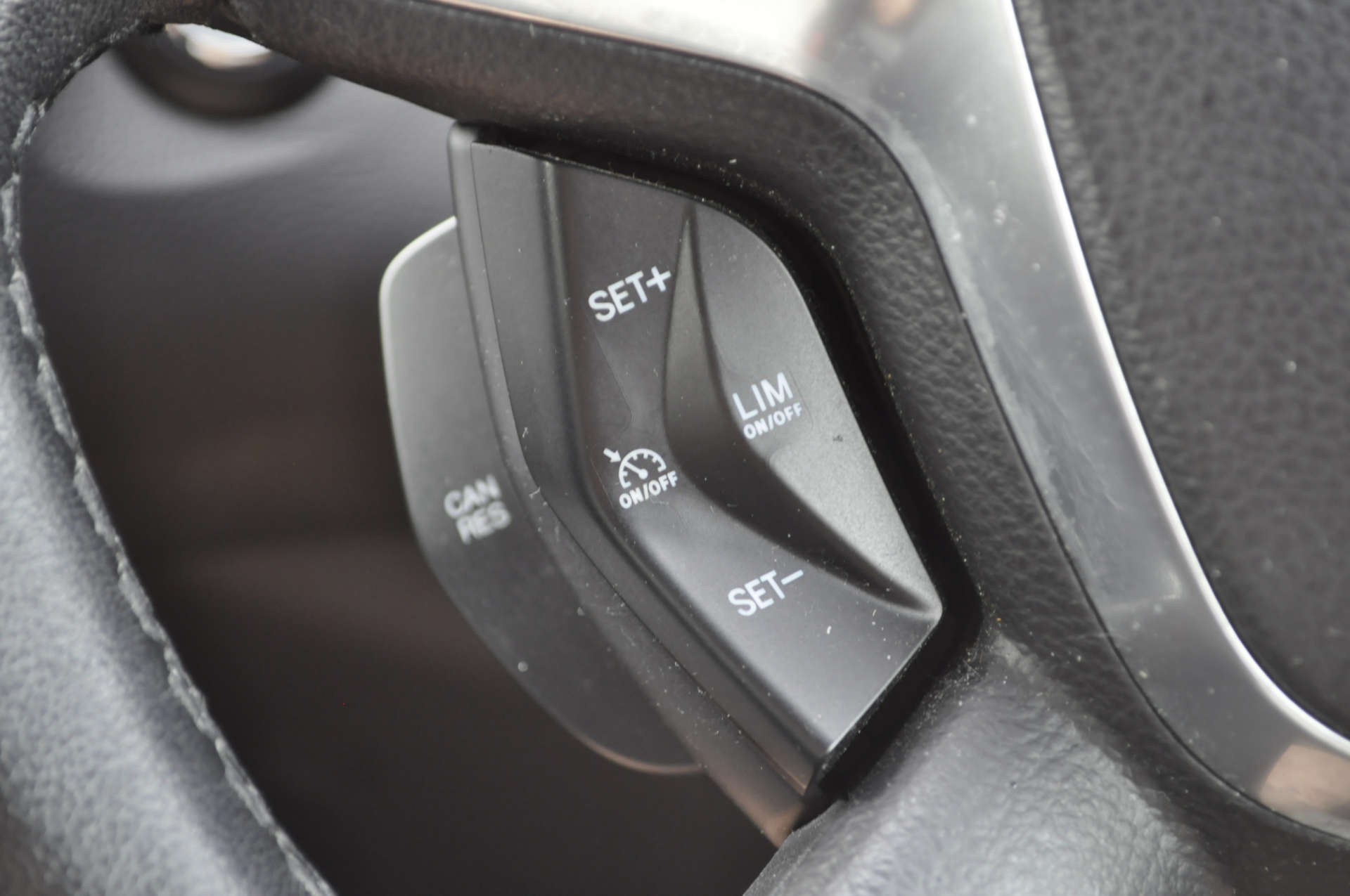 FORD FOCUS 1.6 Focus Titanium X T 5dr #16