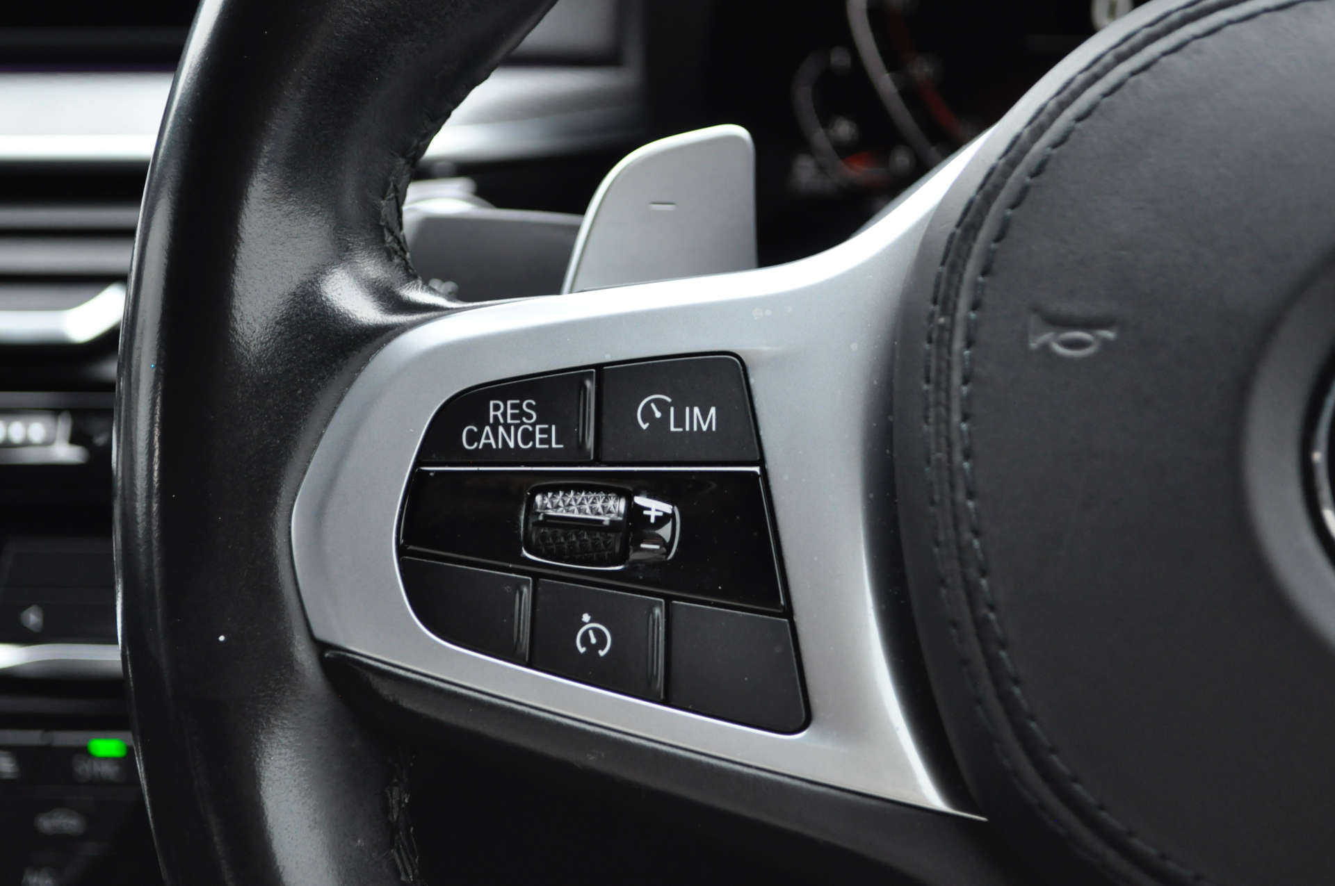 BMW 5 SERIES 3.0 530D M Sport Auto 4dr #21