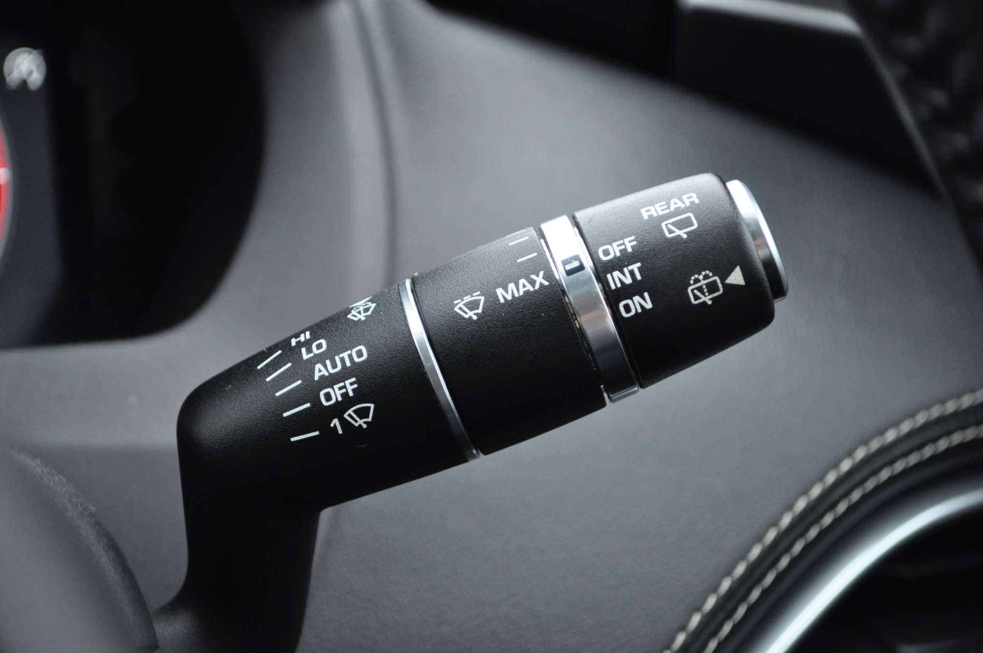 JAGUAR F-PACE 2.0 F-Pace Chequered Flag AWD D Auto 4WD 5dr #24