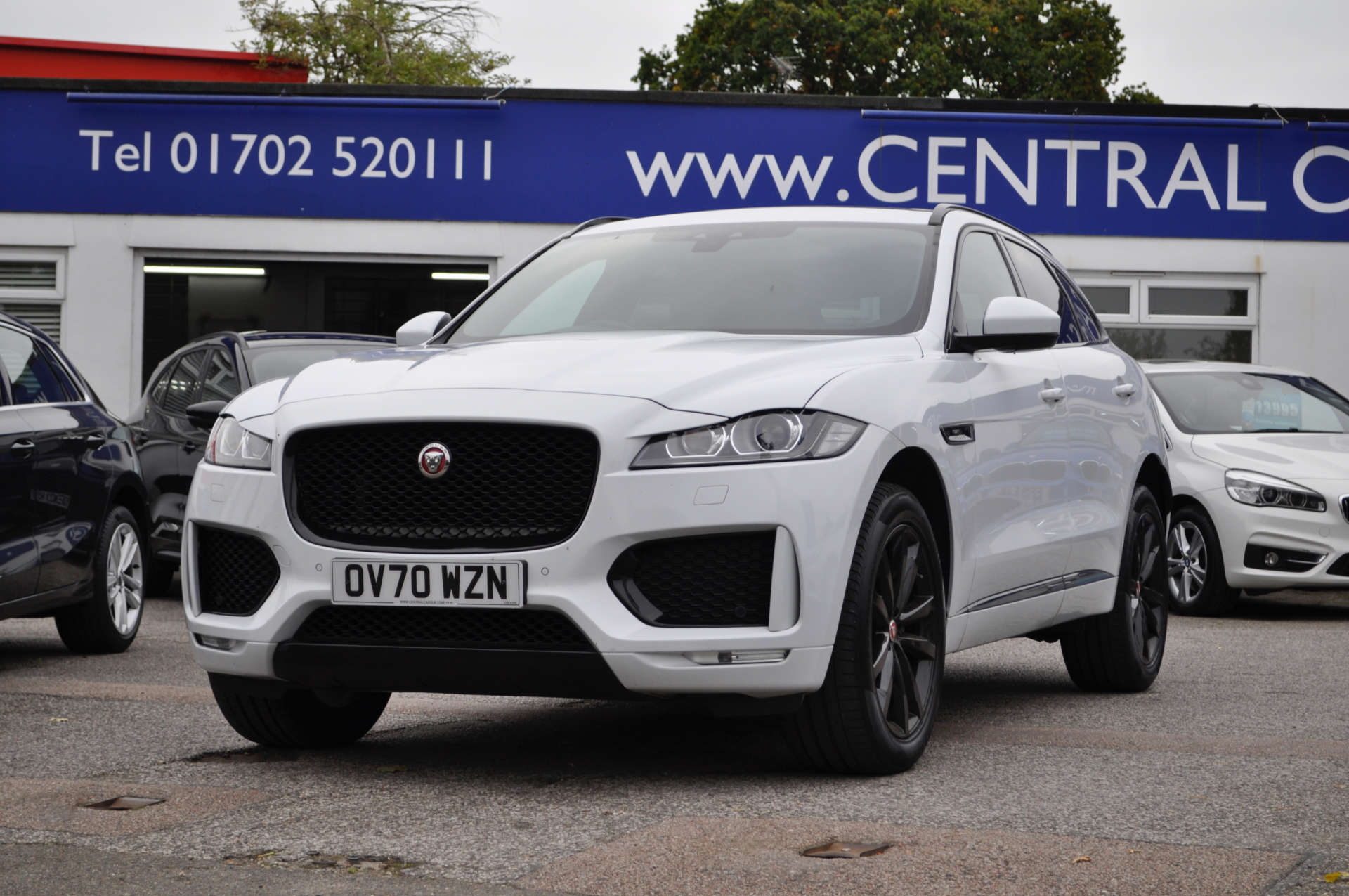 JAGUAR F-PACE 2.0 F-Pace Chequered Flag AWD D Auto 4WD 5dr #34