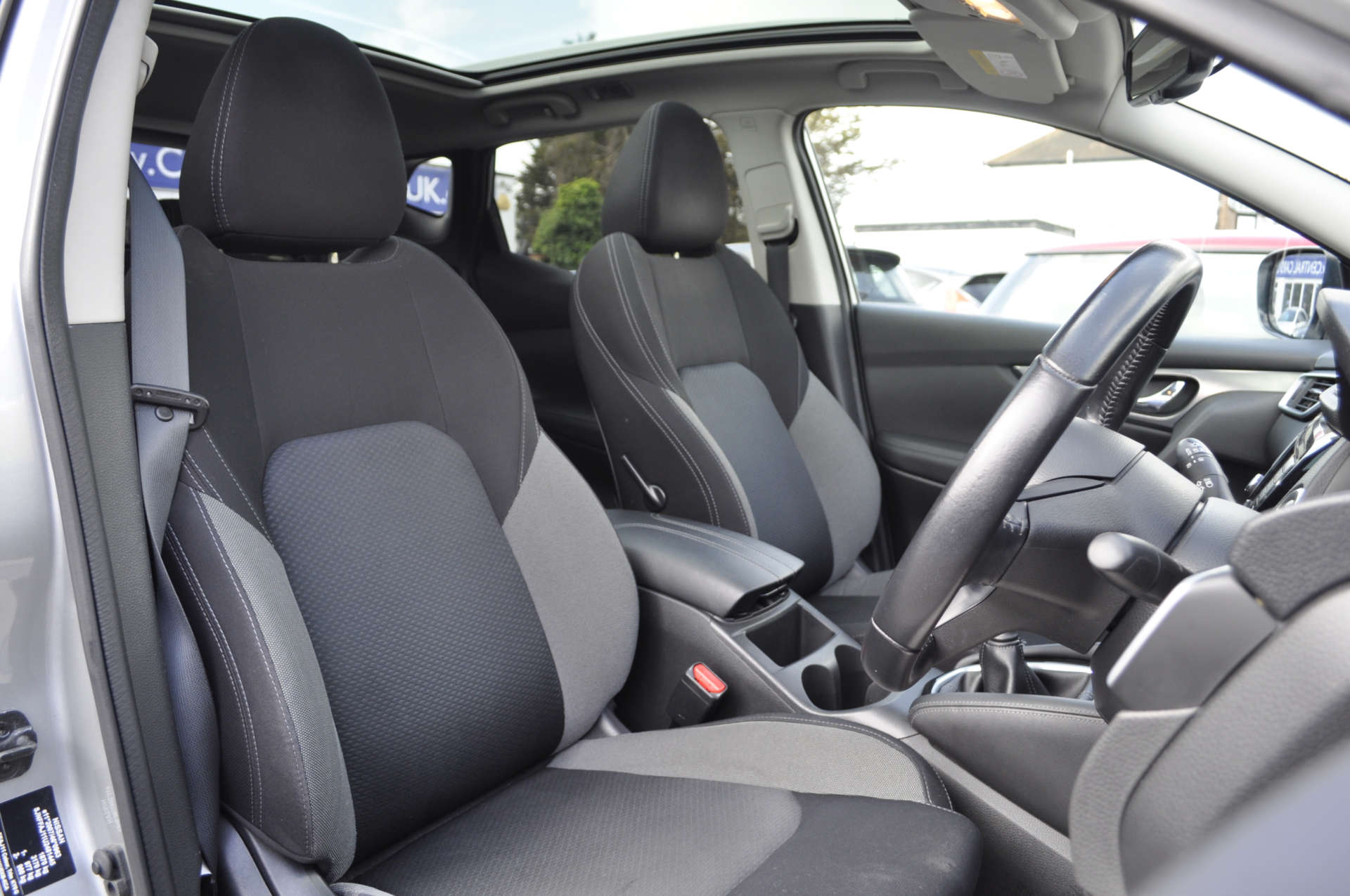 NISSAN QASHQAI 1.3 Qashqai N-Connecta DiG-T 5dr #9