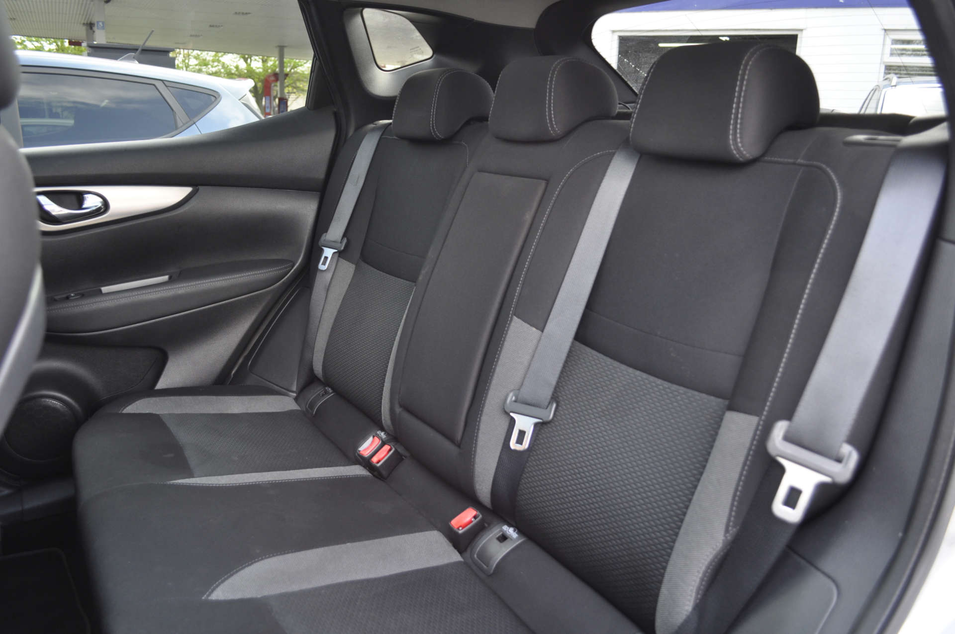 NISSAN QASHQAI 1.3 Qashqai N-Connecta DiG-T 5dr #11