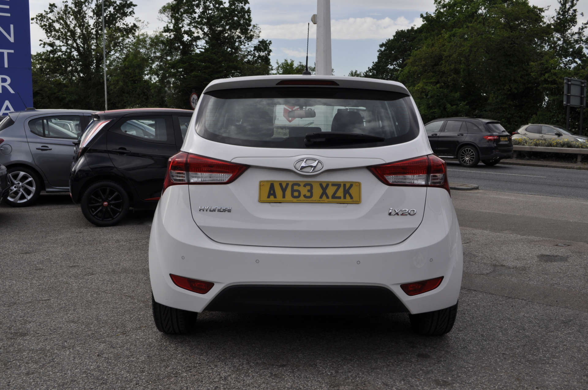 HYUNDAI IX20 1.6 ix20 Active Auto 5dr #1