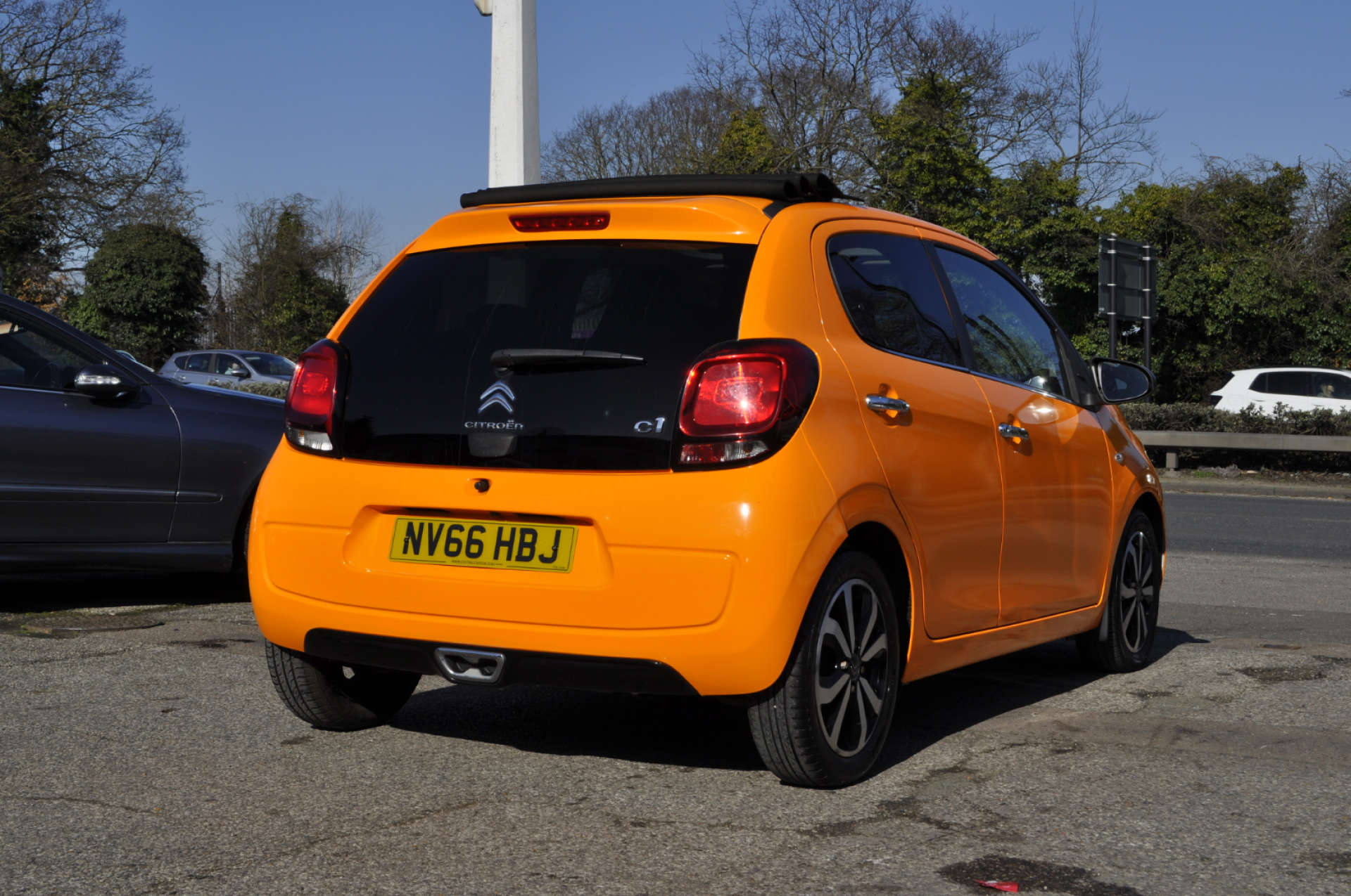 CITROEN C1 1.2 C1 Airscape Flair PureTech 5dr #27