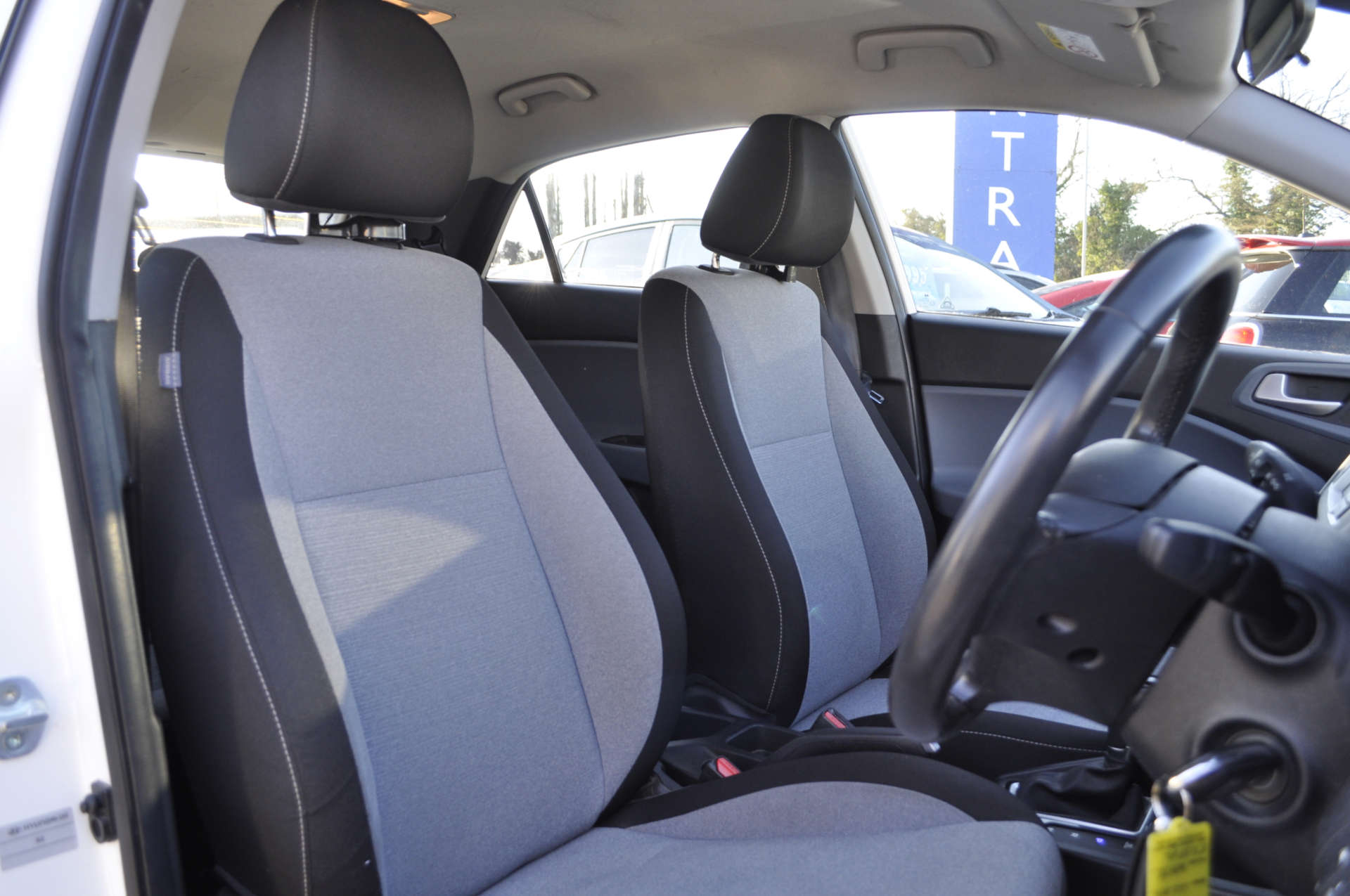 HYUNDAI I20 1.4 i20 SE MPI Auto 5dr #9