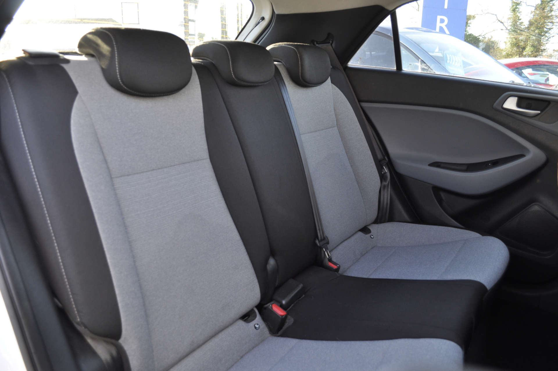 HYUNDAI I20 1.4 i20 SE MPI Auto 5dr #10