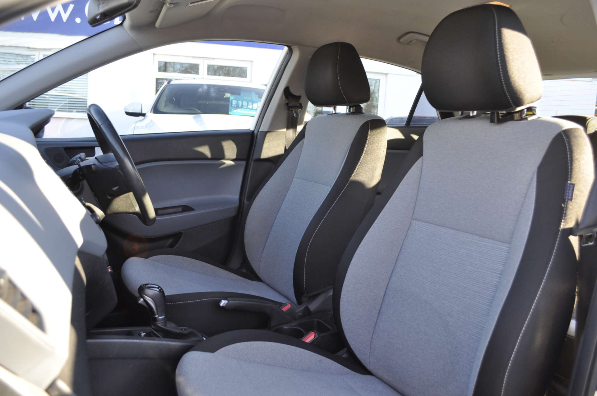 HYUNDAI I20 1.4 i20 SE MPI Auto 5dr #12