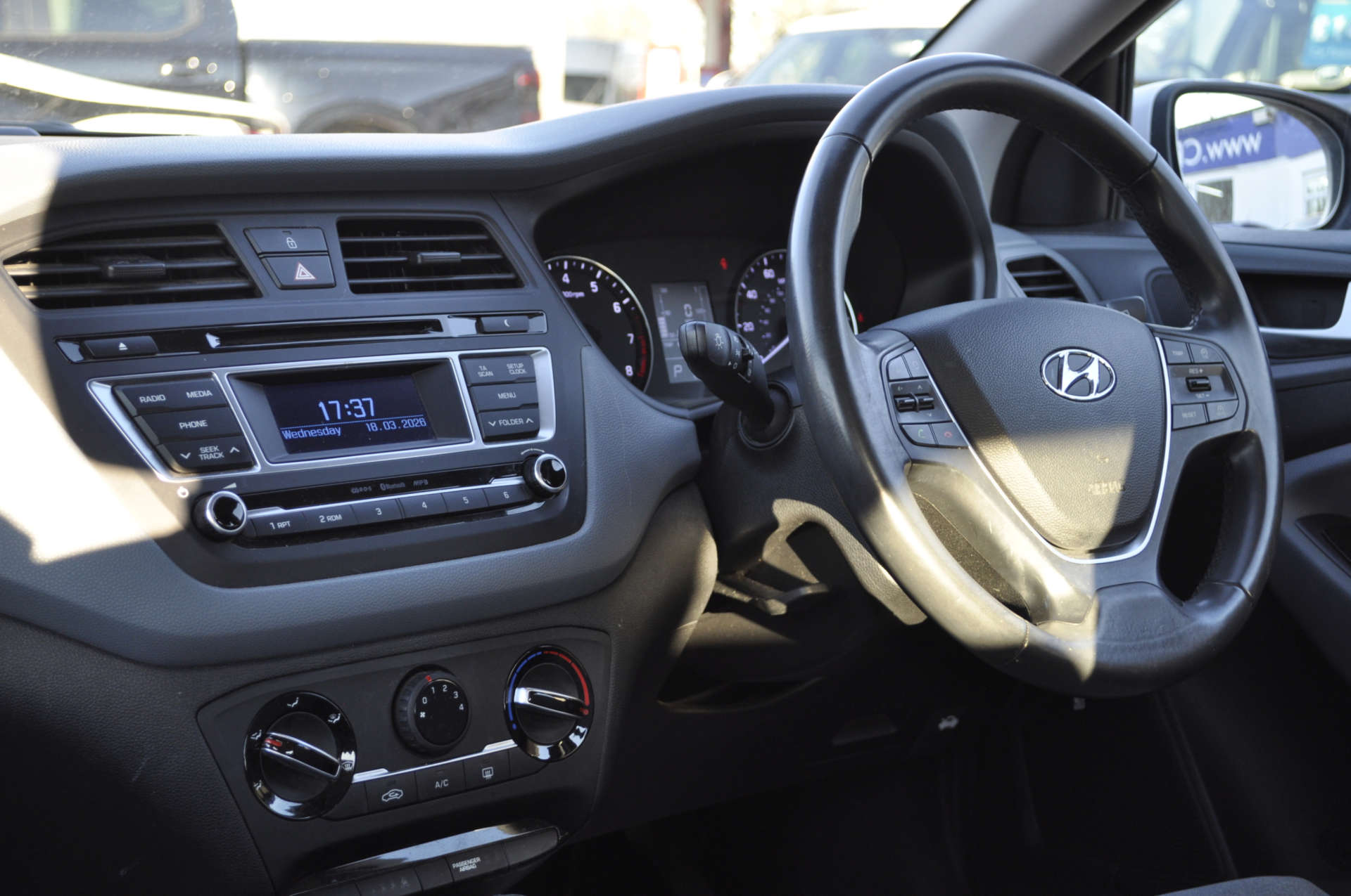 HYUNDAI I20 1.4 i20 SE MPI Auto 5dr #13