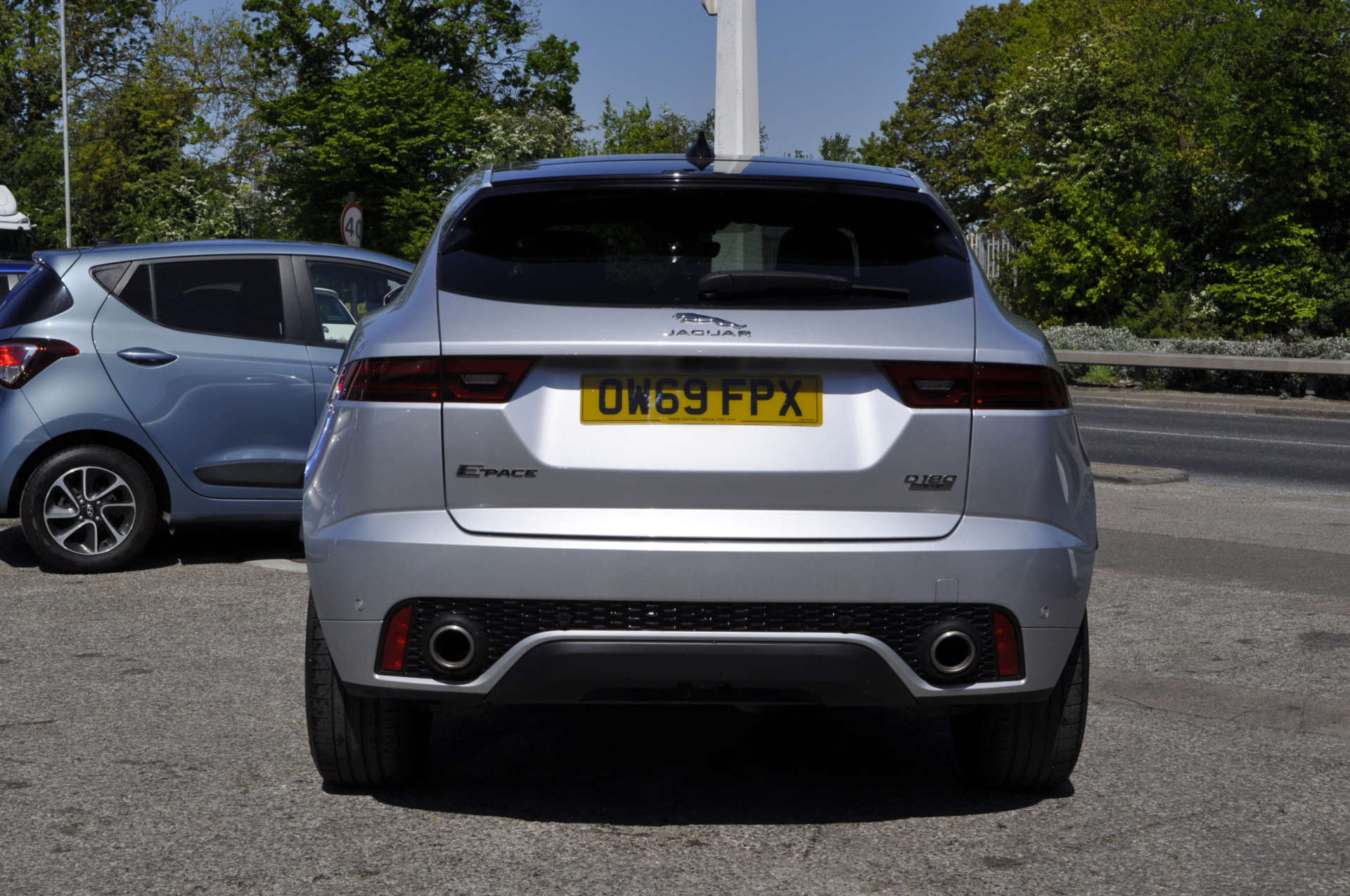 JAGUAR E-PACE 2.0 E-PACE R-Dynamic HSE D AWD Auto 4WD 5dr #1