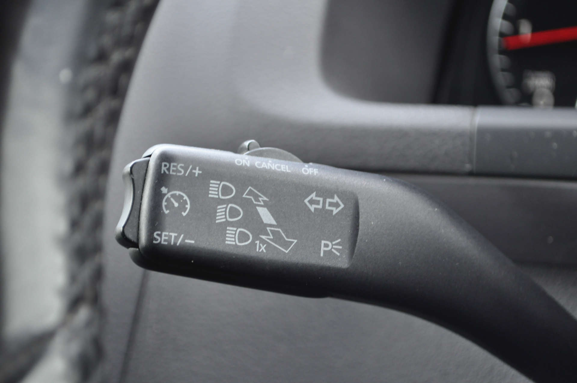 VOLKSWAGEN TOURAN 2.0 Touran SE TDI 5dr #15