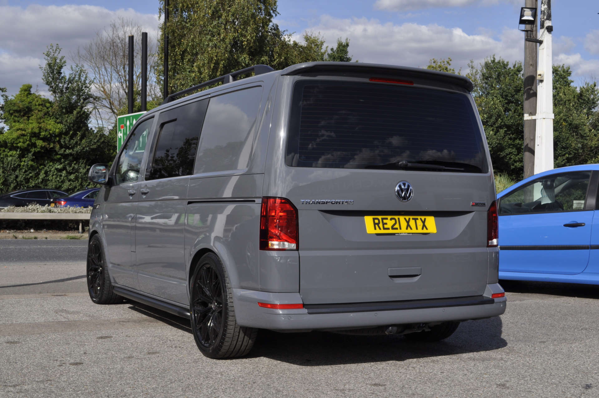 VOLKSWAGEN TRANSPORTER 2.0 Transporter T32 Highline TDI 4Motion Semi-Auto 4WD #4