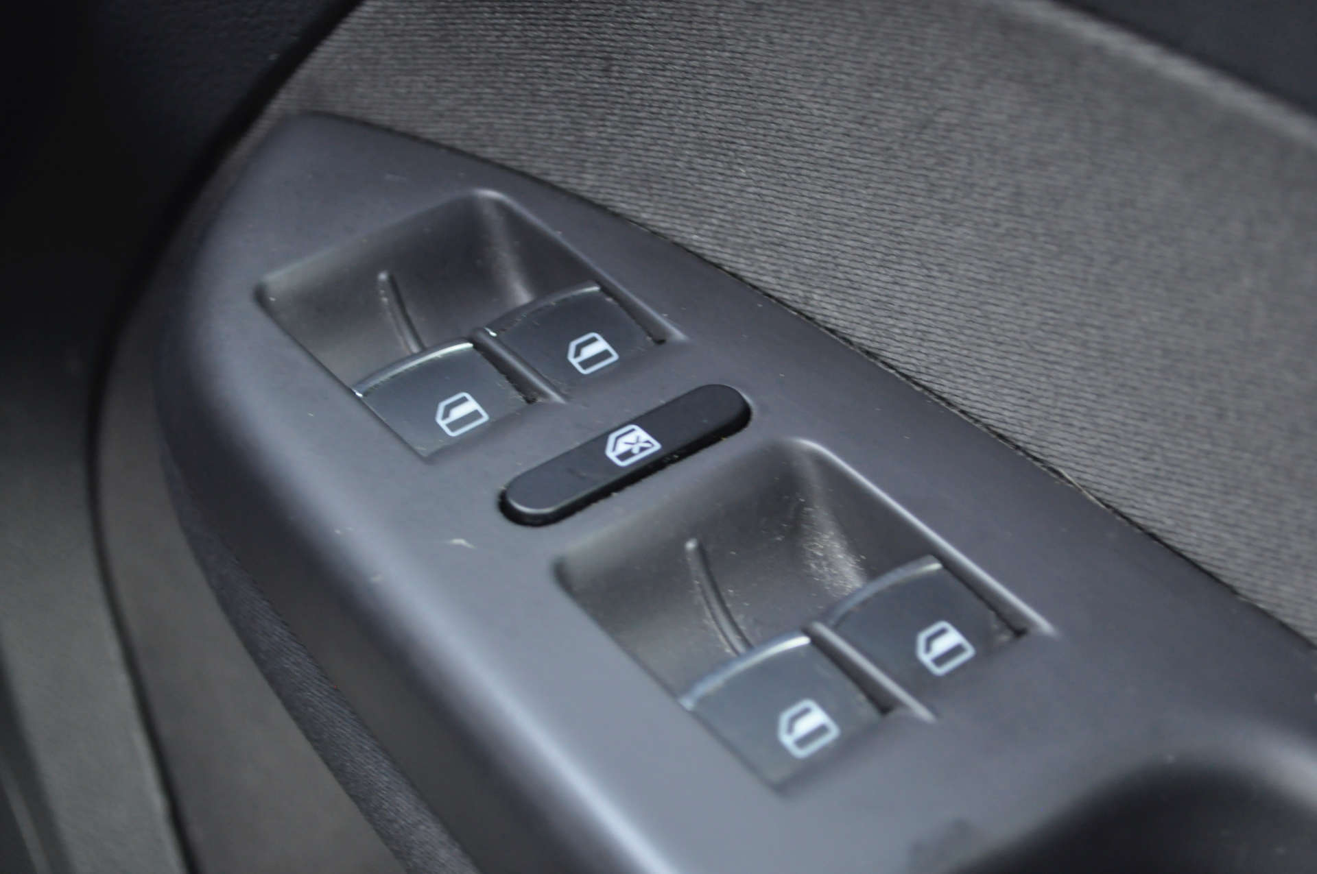 VOLKSWAGEN TOURAN 2.0 Touran SE TDI 5dr #21