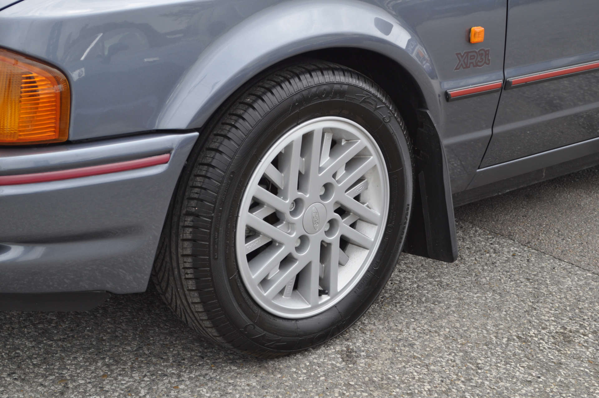 FORD ESCORT XR3 #27