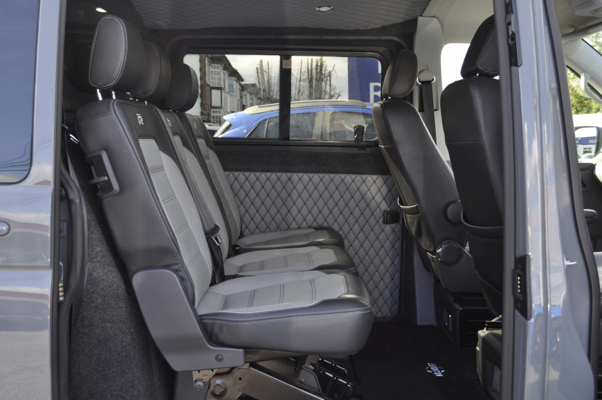VOLKSWAGEN TRANSPORTER 2.0 Transporter T32 Highline TDI 4Motion Semi-Auto 4WD #11